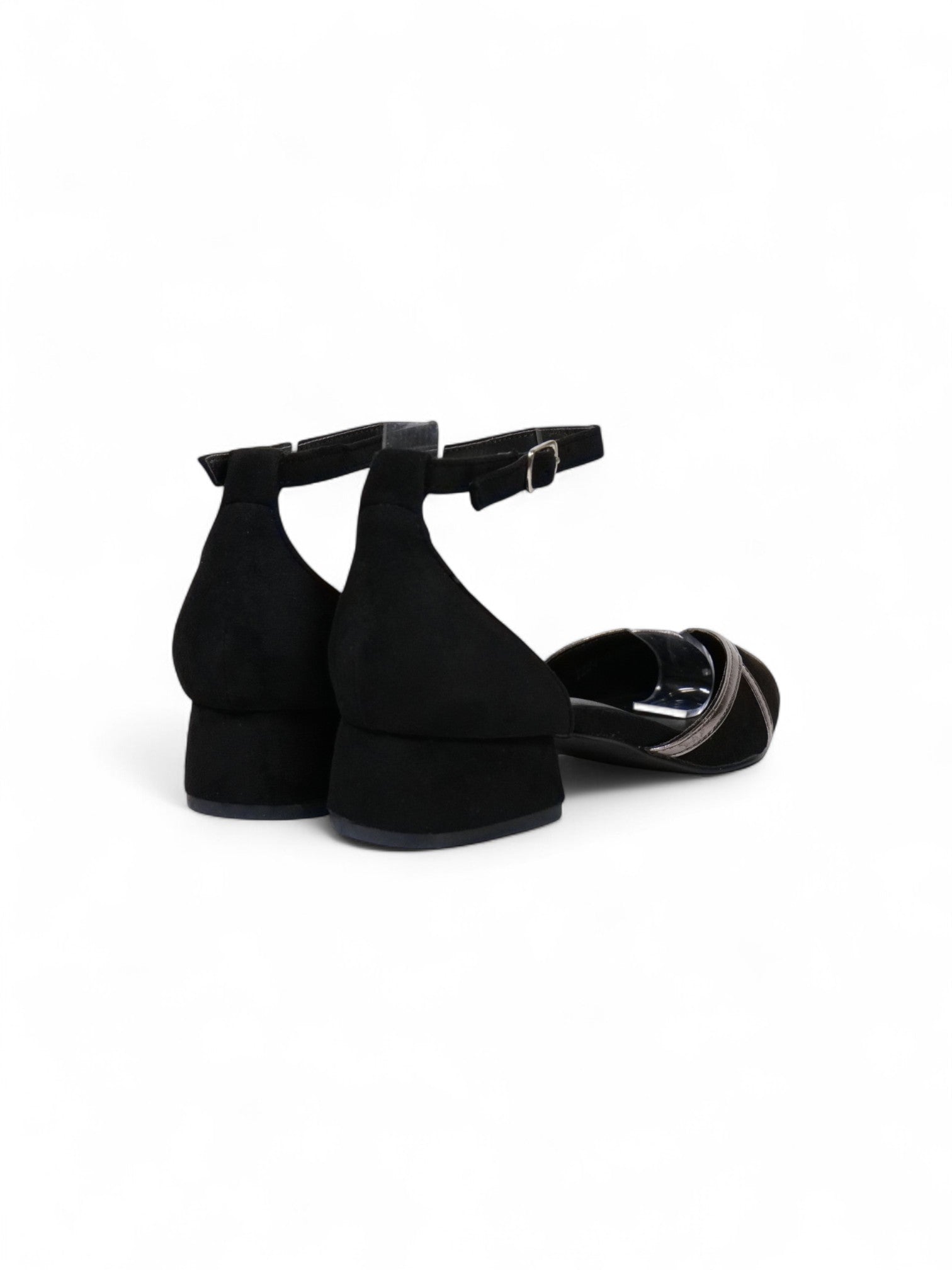 Zapatos bajos terciopelos elegantes para mujer con pulsera al tobillo y detalles metálicos – Bailarinas de tacón cuadrado en beige y negro