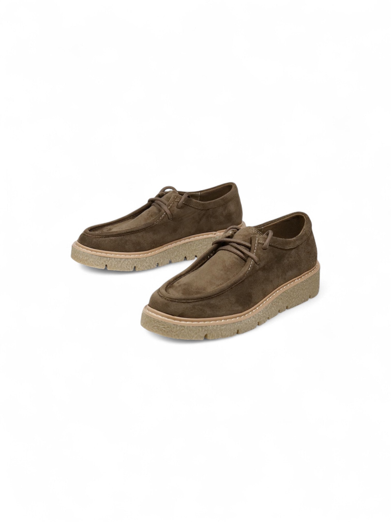 Zapatos tipo Wallabee en ante con suela gruesa cómoda – Calzado casual urbano disponible en verde marrón y negro