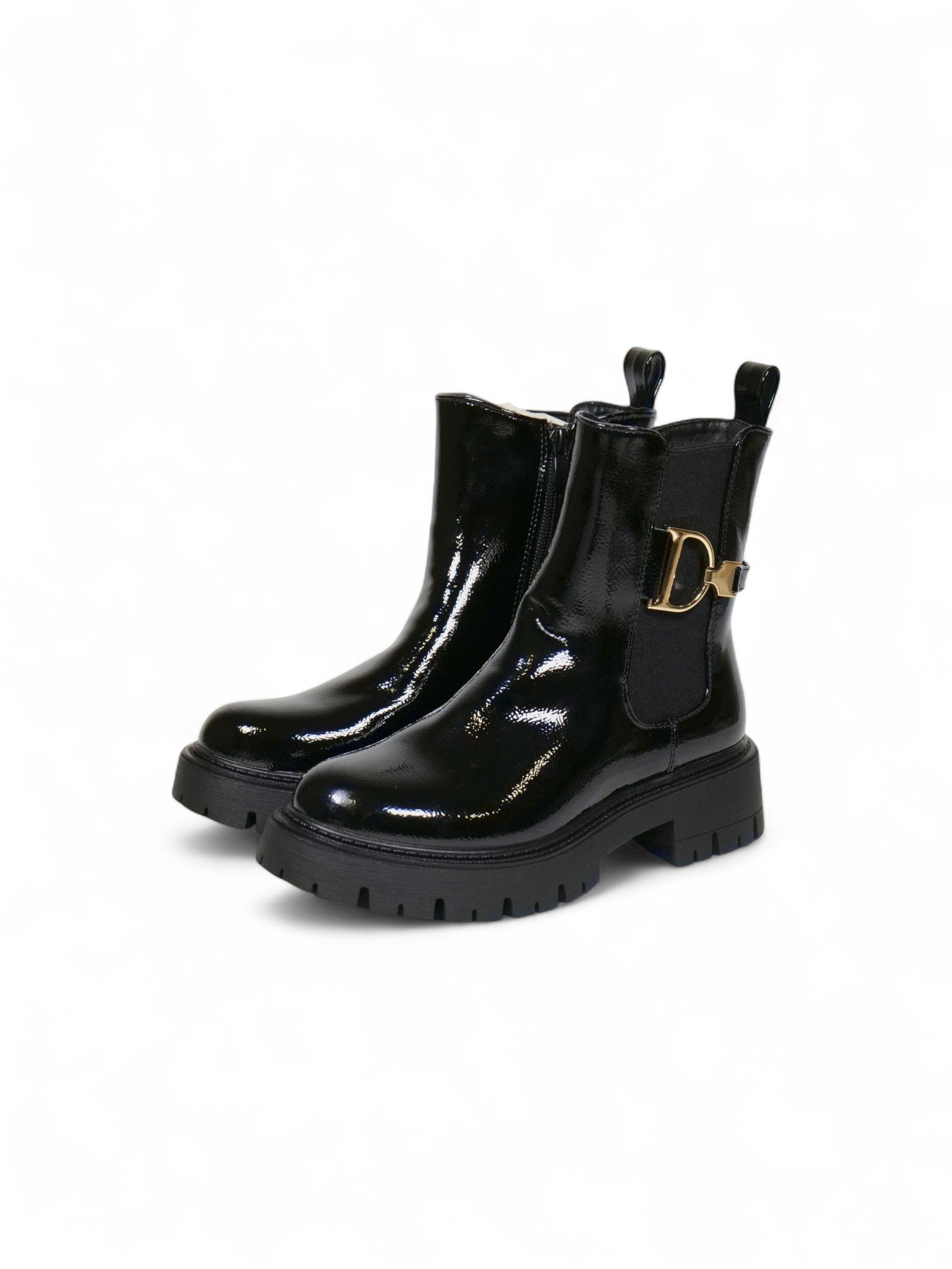 Botines Chelsea de charol para mujer con suela chunky y detalle metálico dorado – Botas negras modernas y cómodas