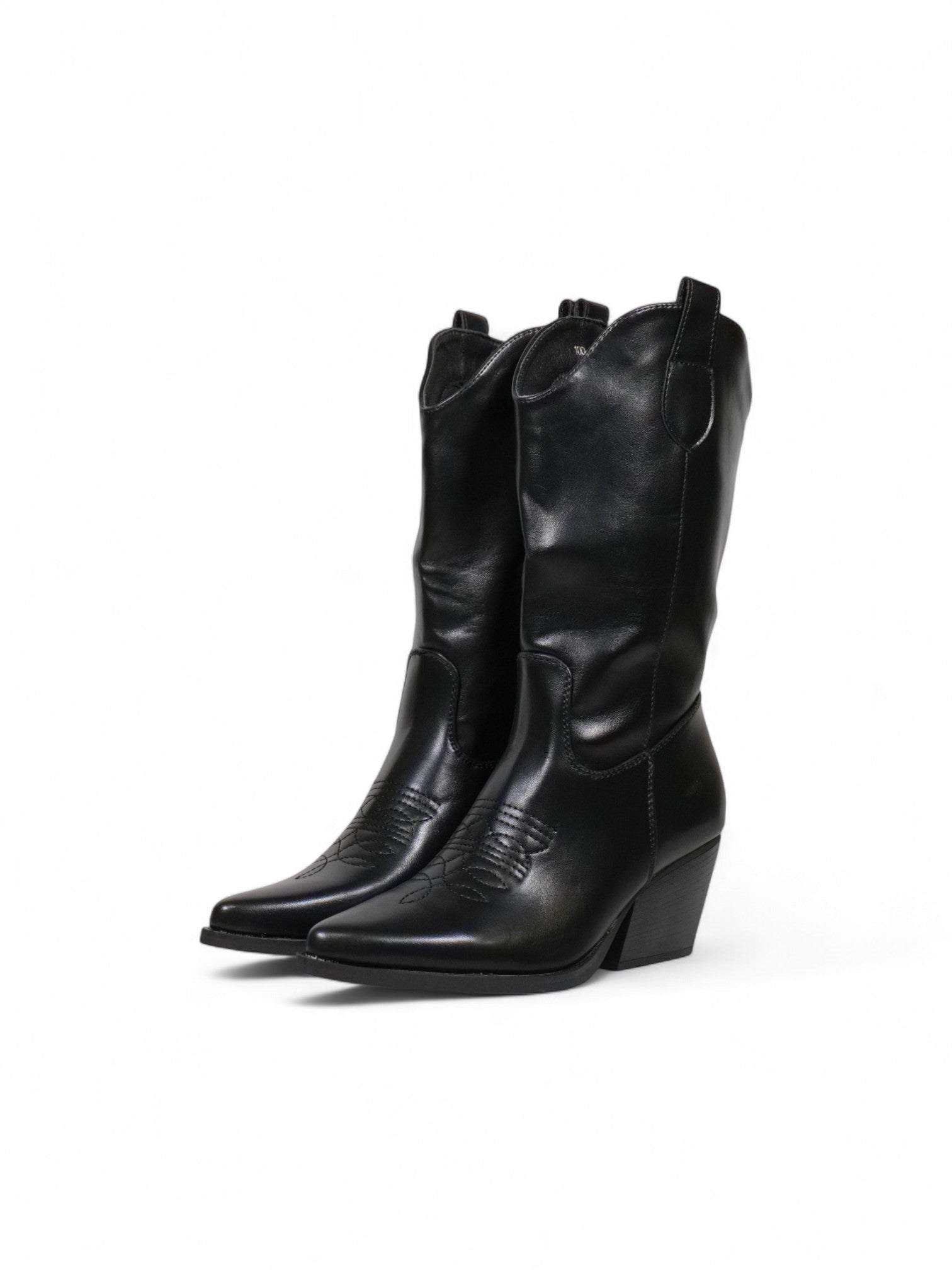 Botas cowboy de mujer en cuero sintético con bordado decorativo, punta fina y tacón medio ancho – estilo western moderno en color blanco y negro