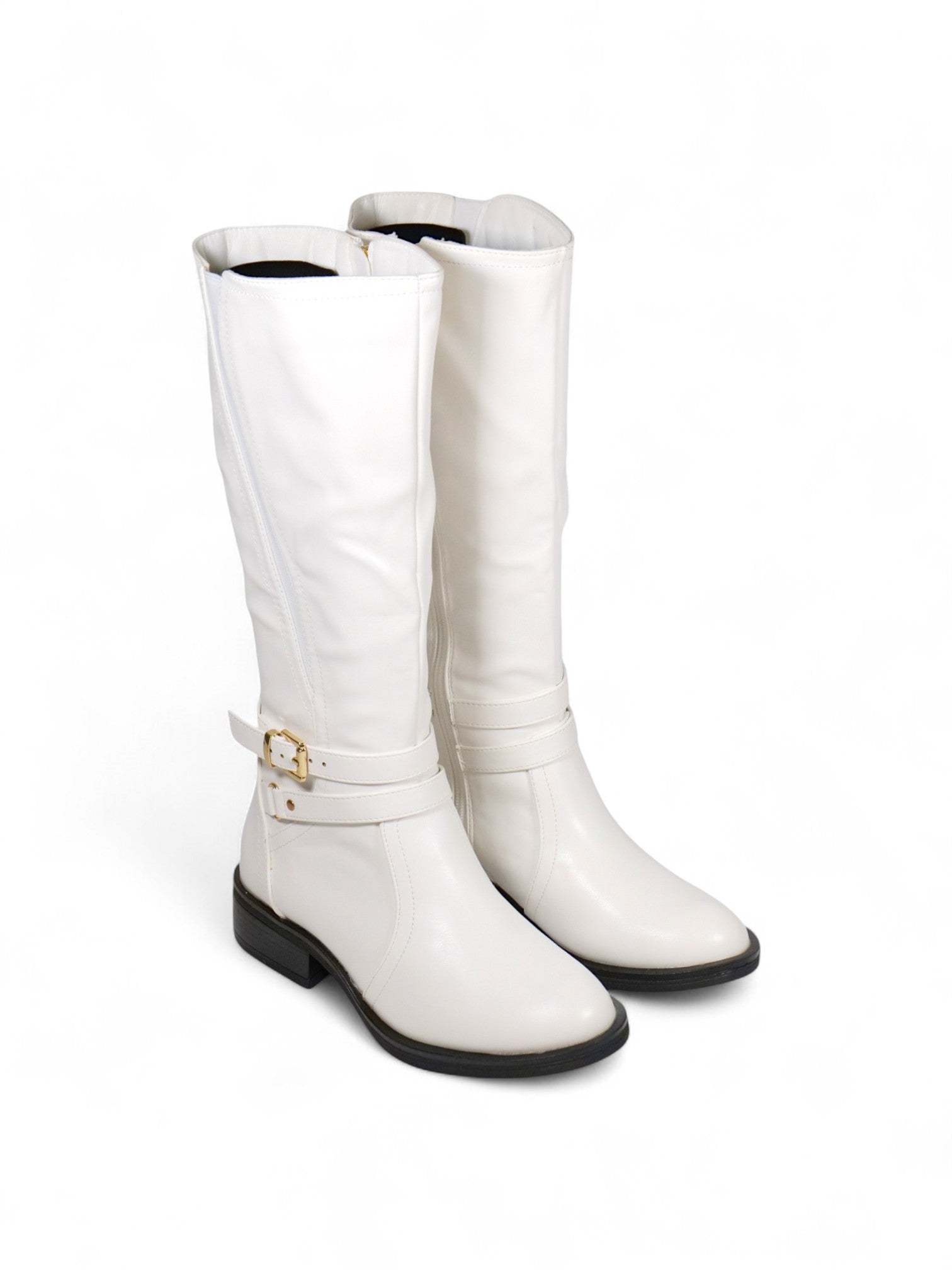 Botas altas mujer de cuero sintético con hebilla dorada decorativa y cierre lateral, tacón bajo cómodo, estilo elegante y versátil disponibles en blanco y marrón chocolate