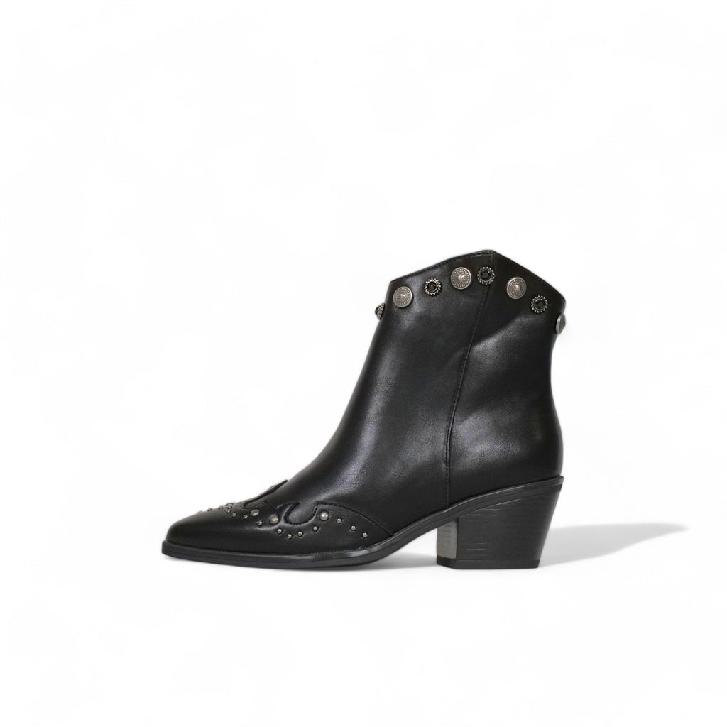 Botines cowboy de mujer estilo western con punta fina, tacón medio y tachuelas metálicas
