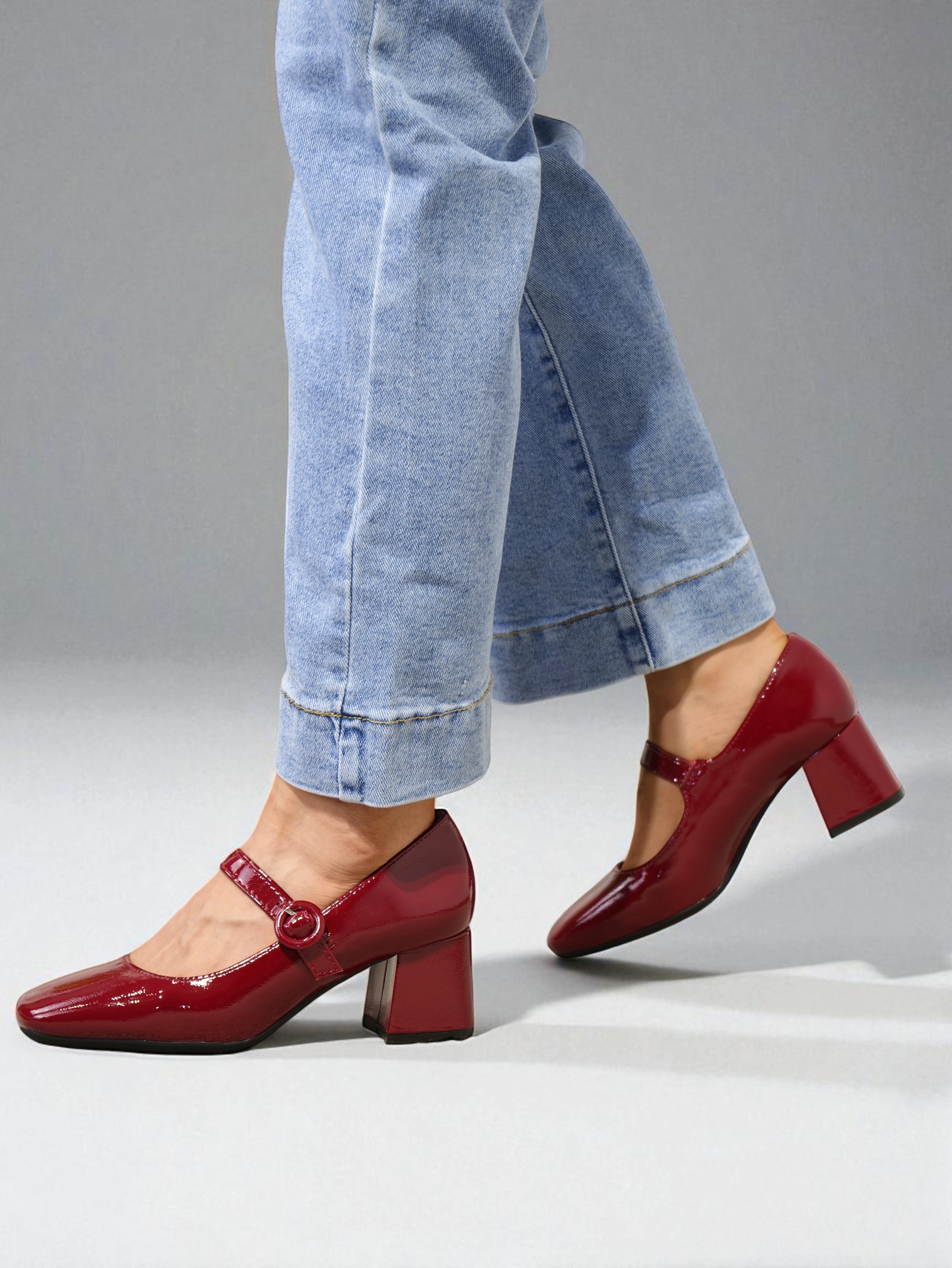 Zapatos de Mujer Estilo Mary Jane Charol con Tacón Grueso y Hebilla – Diseño Clásico de Charol con Punta Redonda, Elegantes y Cómodos para Oficina o Eventos