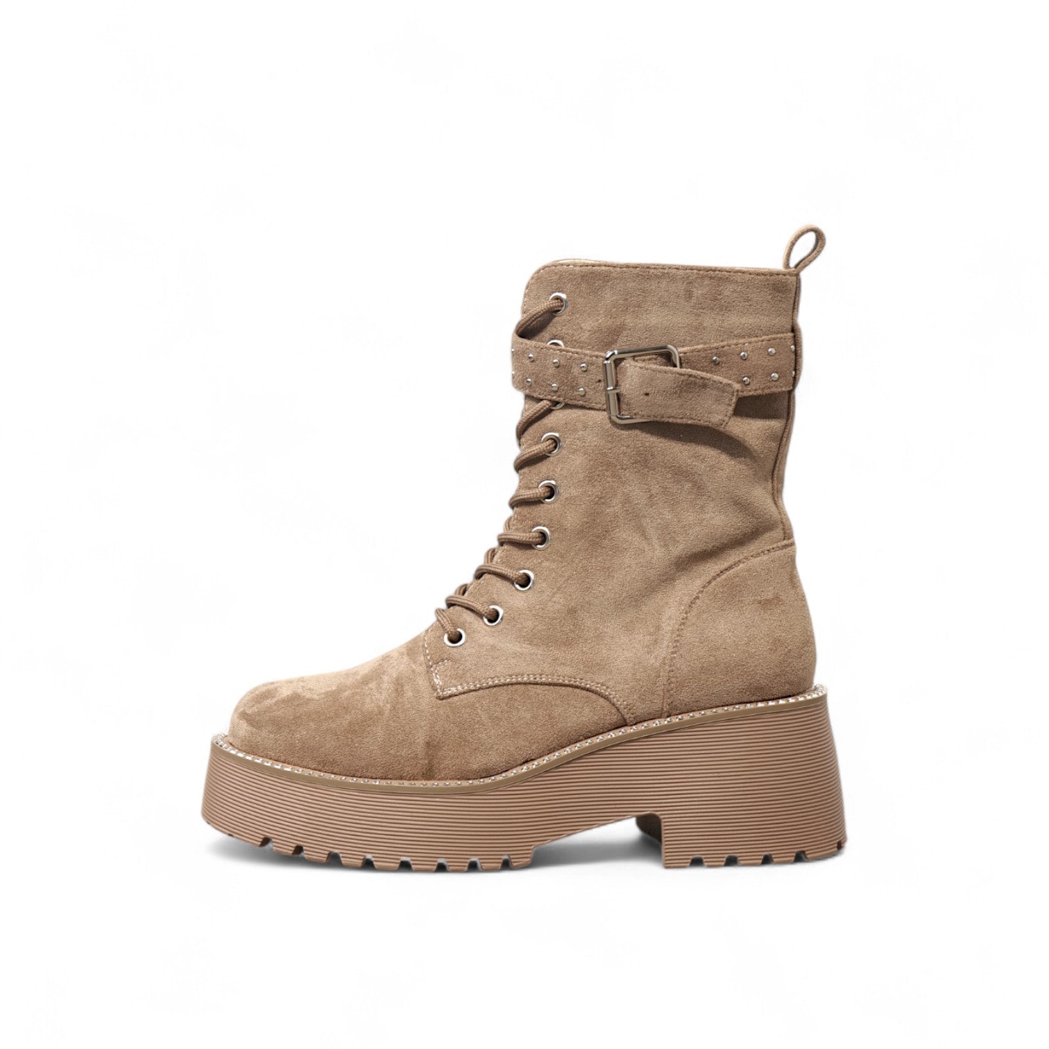 Botas combat para mujer con plataforma alta y cordones, diseño con hebilla decorativa y cierre lateral, de cuero o gamuza sintética, estilo urbano moderno disponibles en negro, marrón y beige