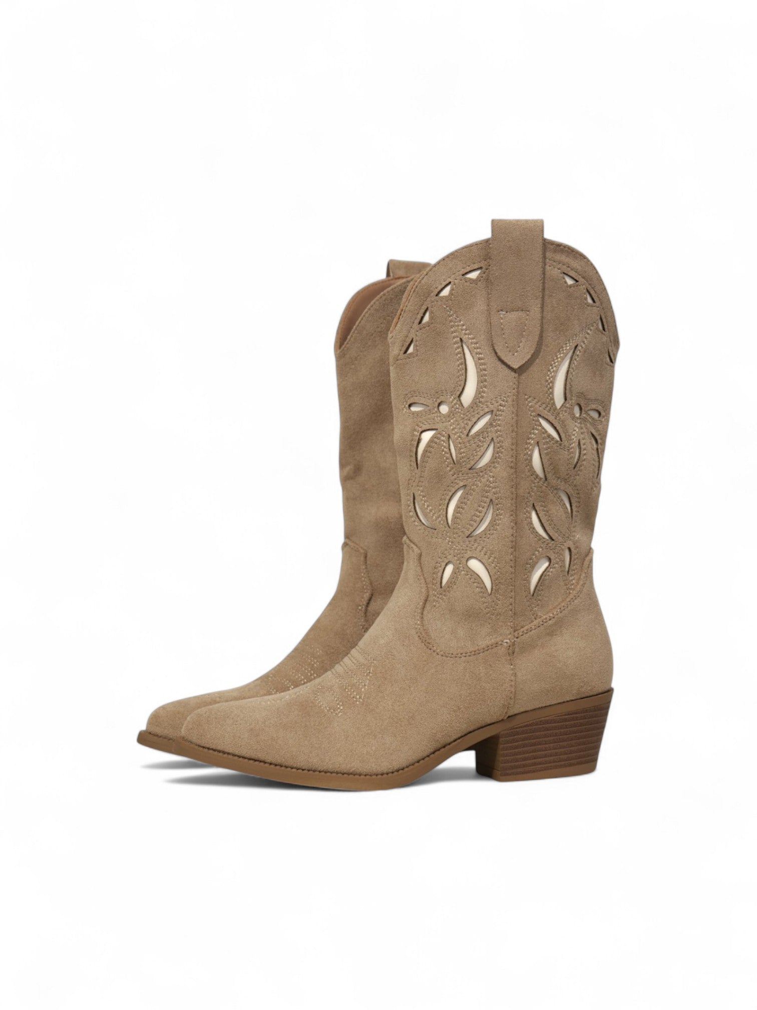 Botas cowboy de gamuza tacón 5cm y corte láser decorativo – Botas camperas beige de estilo western