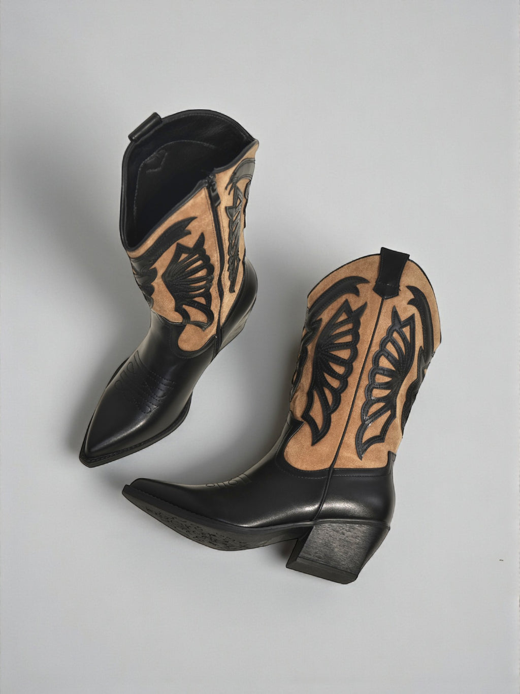 Botas vaqueras bicolor de mujer en cuero sintético y gamuza sintética, estilo cowboy clásico con tacón ancho