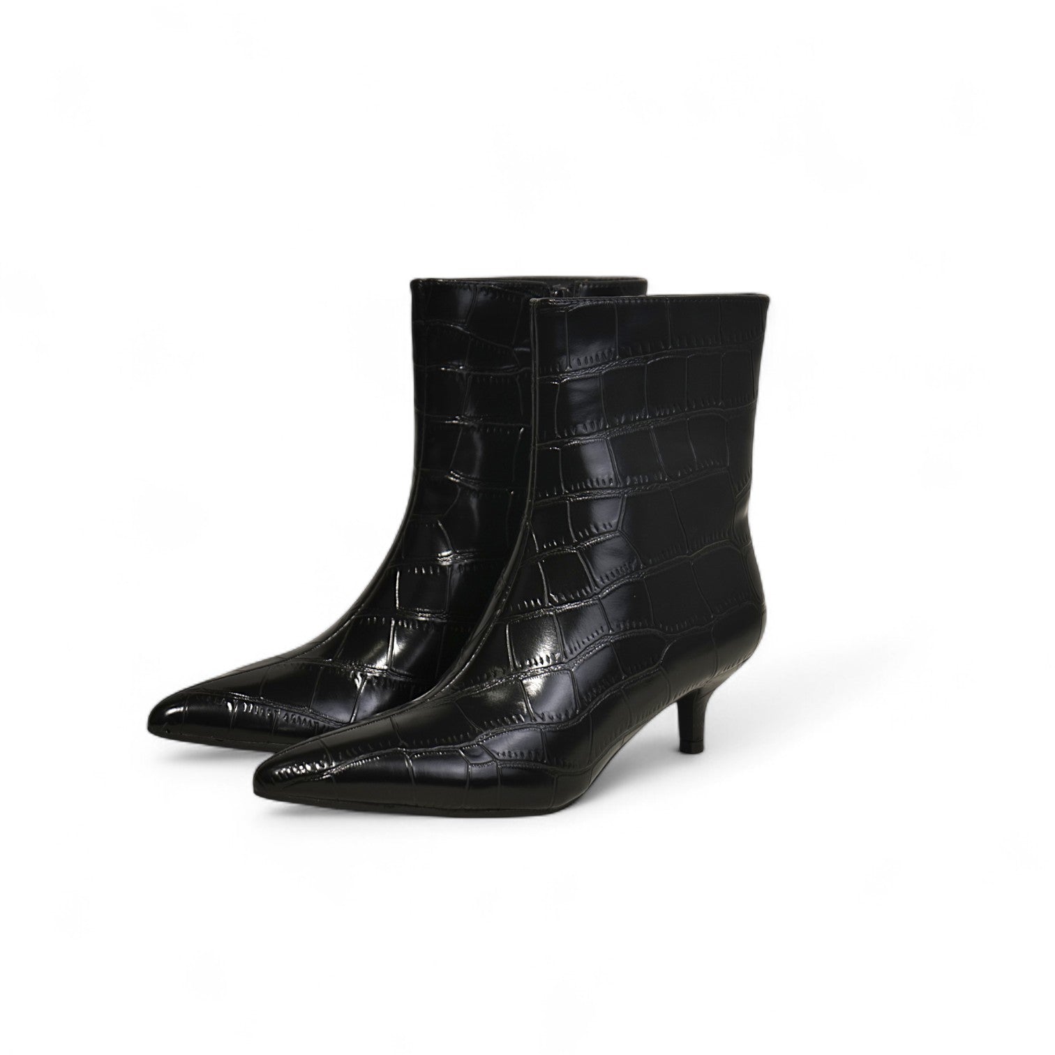 Botines mujer de cuero sintético con tacón bajo kitten heel y textura efecto cocodrilo