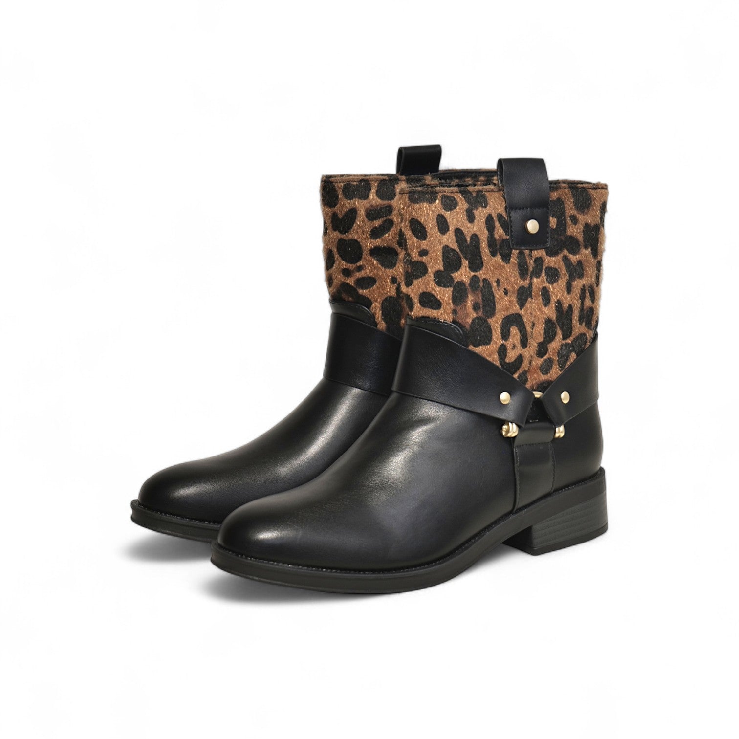 Botines biker mujer de cuero sintético y gamuza con detalle metálico, caña media negra y animal print