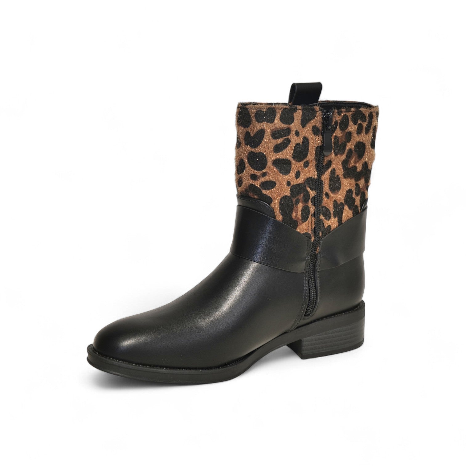Botines biker mujer de cuero sintético y gamuza con detalle metálico, caña media negra y animal print