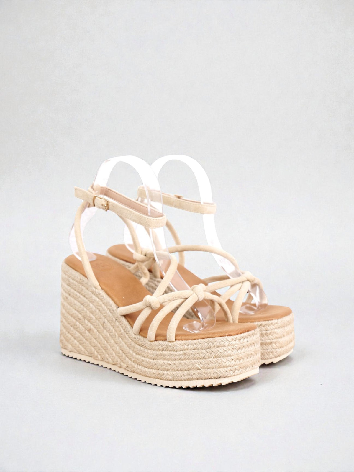 Sandalias de Plataforma Mujer con Cuña de Yute Trenzado, Tiras Cruzadas y Nudo Frontal, Pulsera Ajustable al Tobillo, Estilo Espadrille Verano, Tacón Medio Alto Cómodo, Casual Elegante en Gamuza Sintética – Color Negro y Beige