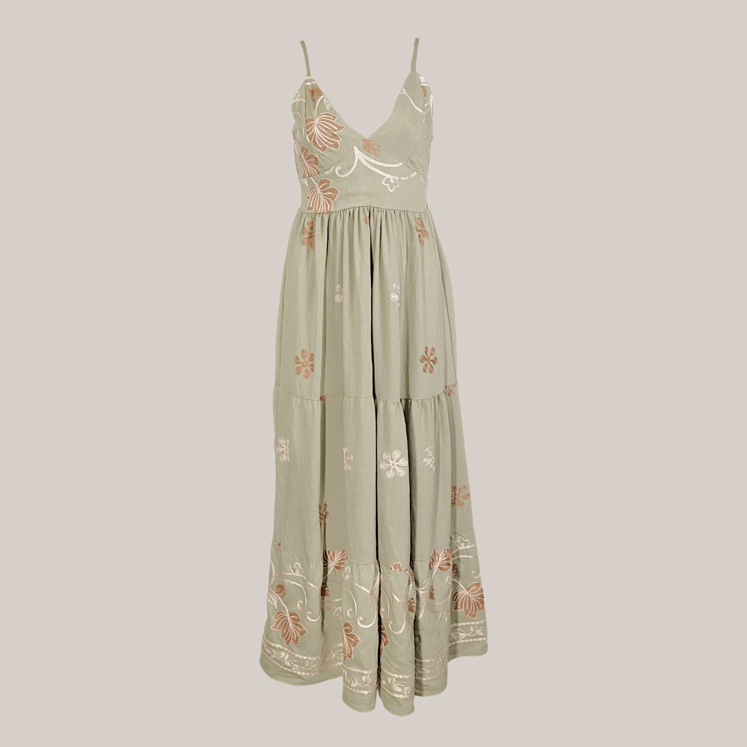 Vestido largo mujer tirantes escote en V bordado floral boho, vestido maxi fluido con caída amplia estilo romántico elegante verano, vestido casual chic ligero outfit playa vacaciones moda femenina