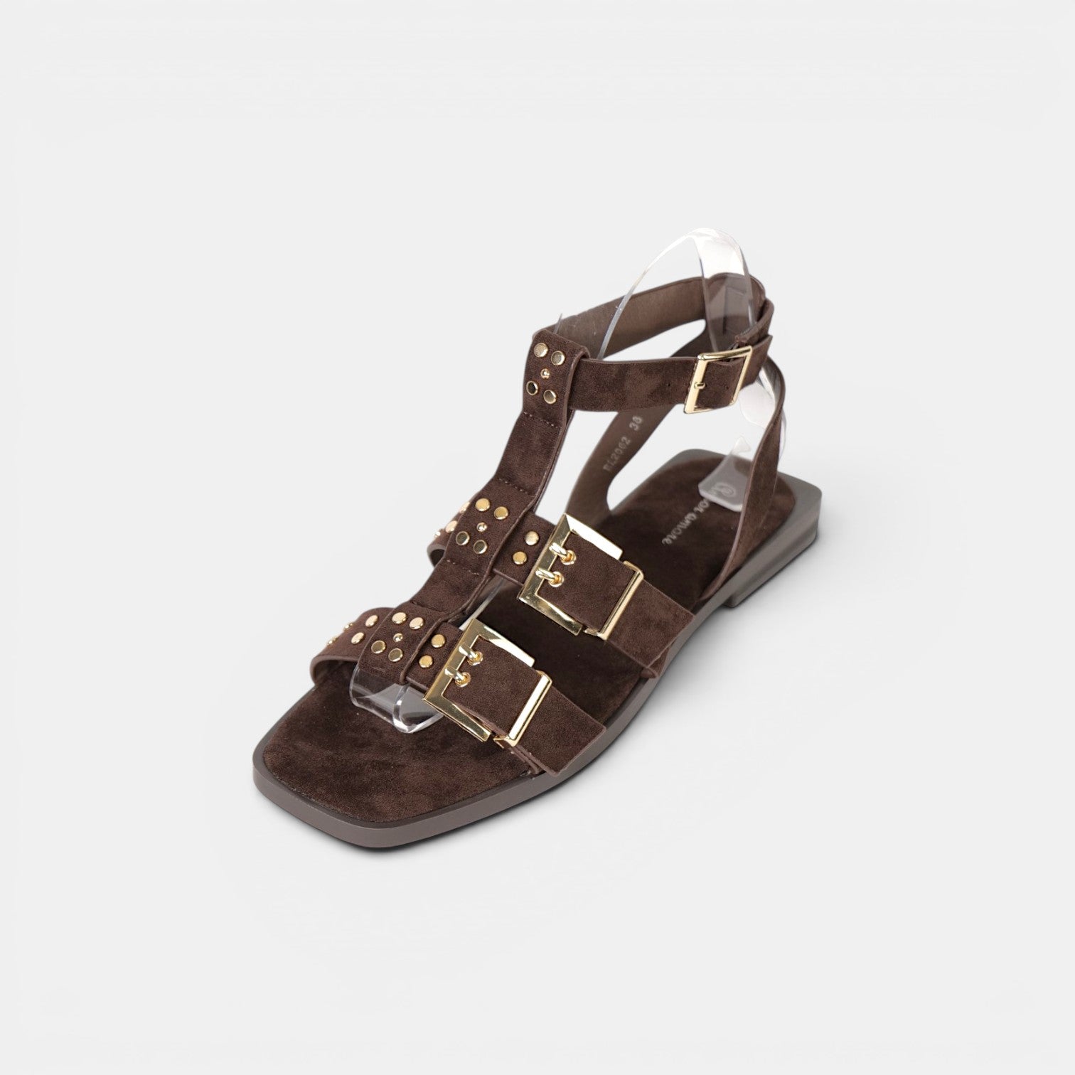 Sandalias planas romanas para mujer con hebillas metálicas y tachas, sandalias estilo gladiador de tiras múltiples efecto cuero sintético, sandalias casual verano con cierre de pulsera en tobillo color marrón