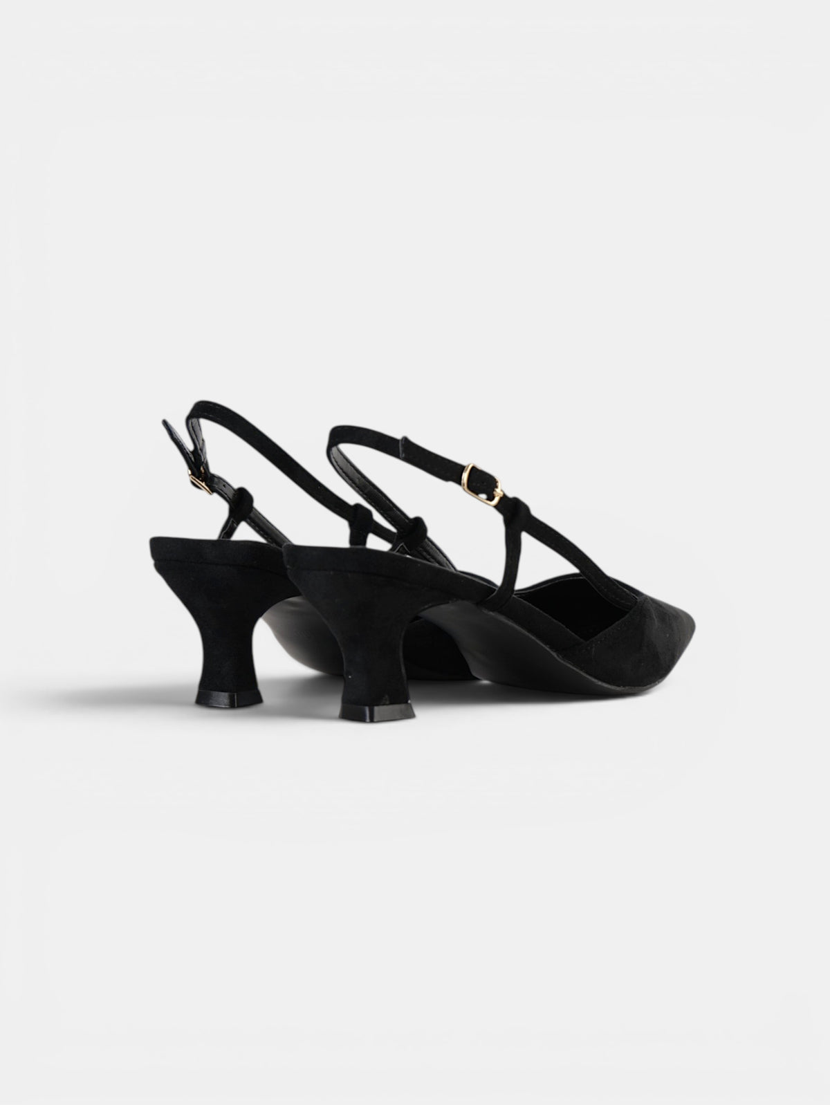 Zapatos de tacón slingback elegantes para mujer con punta fina, zapatos destalonados de terciopelo, tacón bajo cómodo con tira trasera ajustable en beige, rosa, marrón chocolate y negro para comuniones bodas eventos importantes