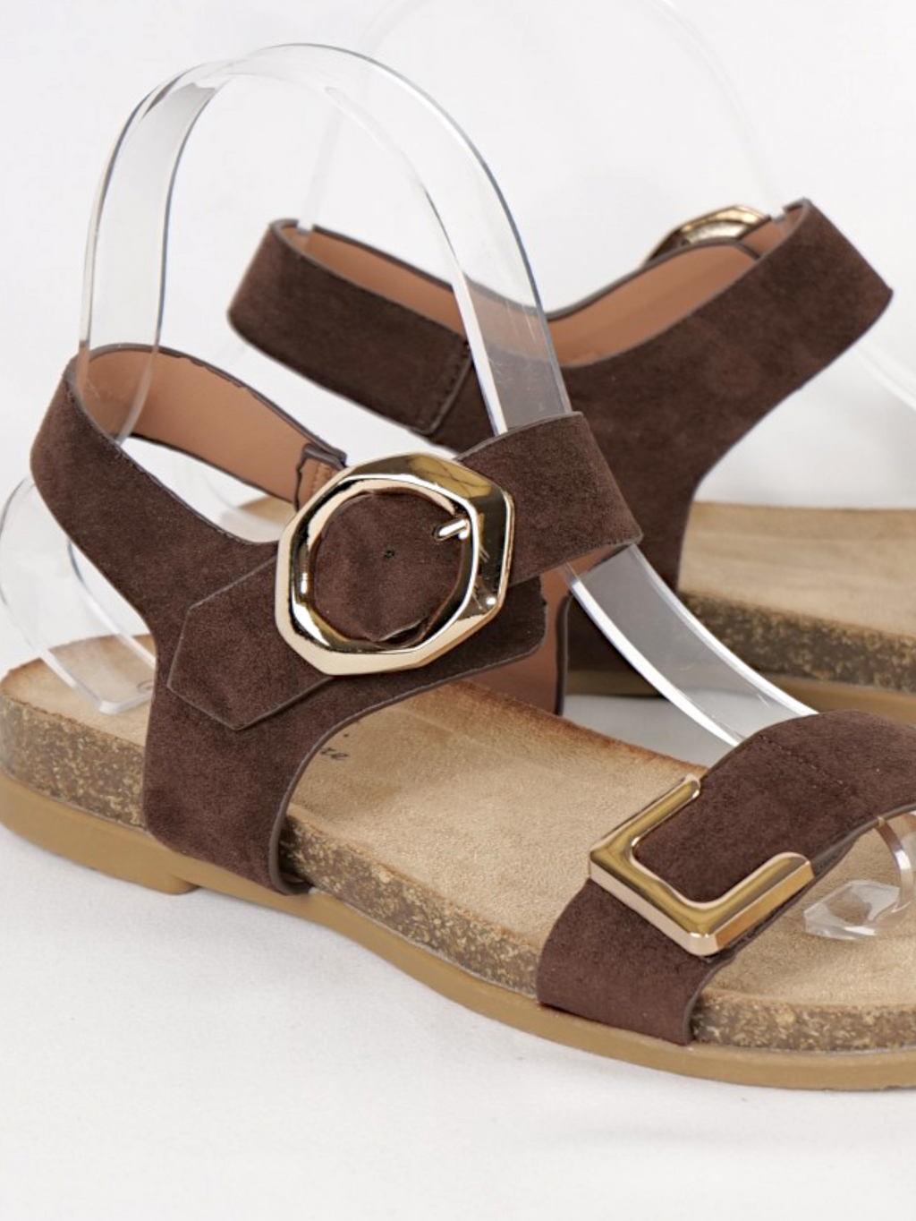 Sandalias planas mujer con doble tira y hebilla metálica dorada de velcro y hebilla, sandalias cómodas con pulsera trasera ajustable, suela anatómica efecto corcho, sandalias verano casual en blanco y marrón
