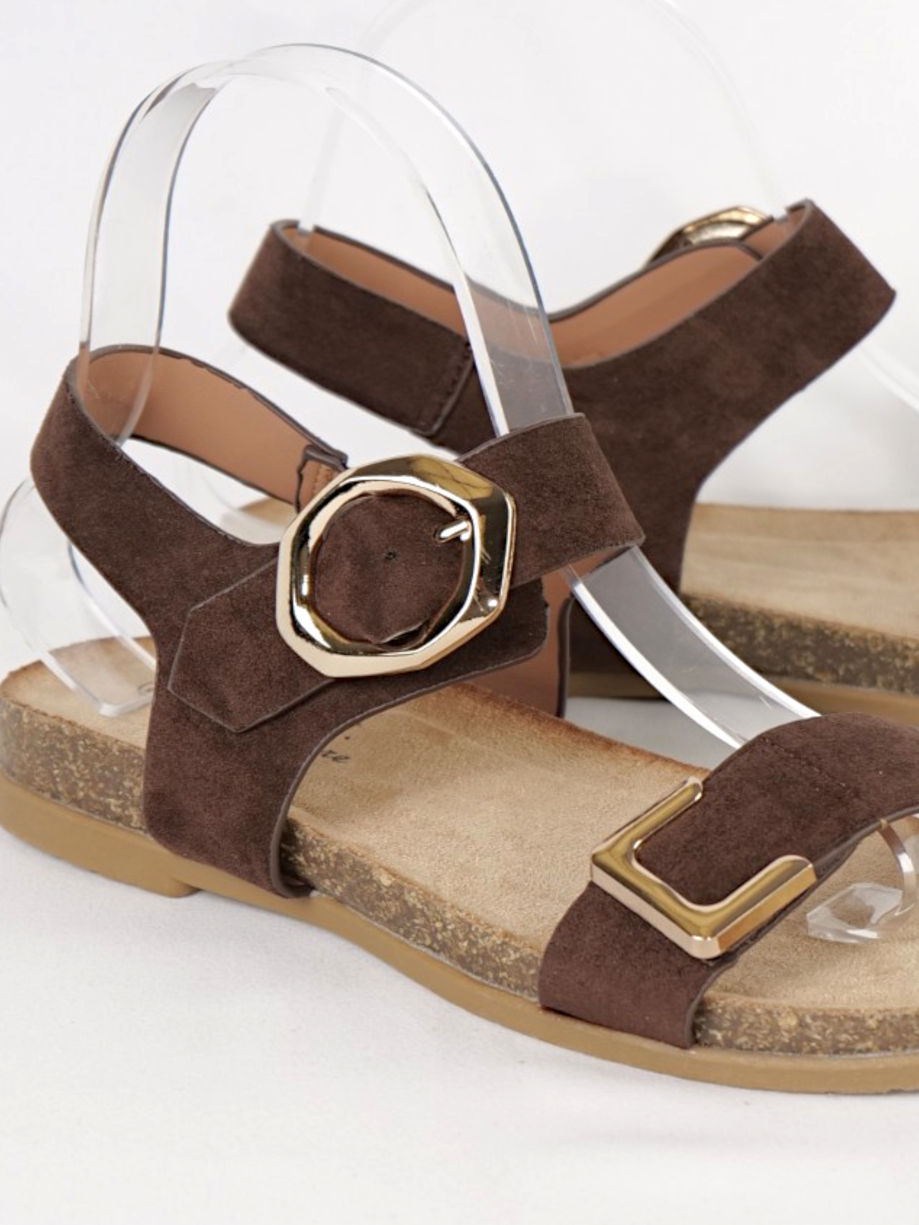Sandalias planas mujer con doble tira y hebilla metálica dorada de velcro y hebilla, sandalias cómodas con pulsera trasera ajustable, suela anatómica efecto corcho, sandalias verano casual en blanco y marrón