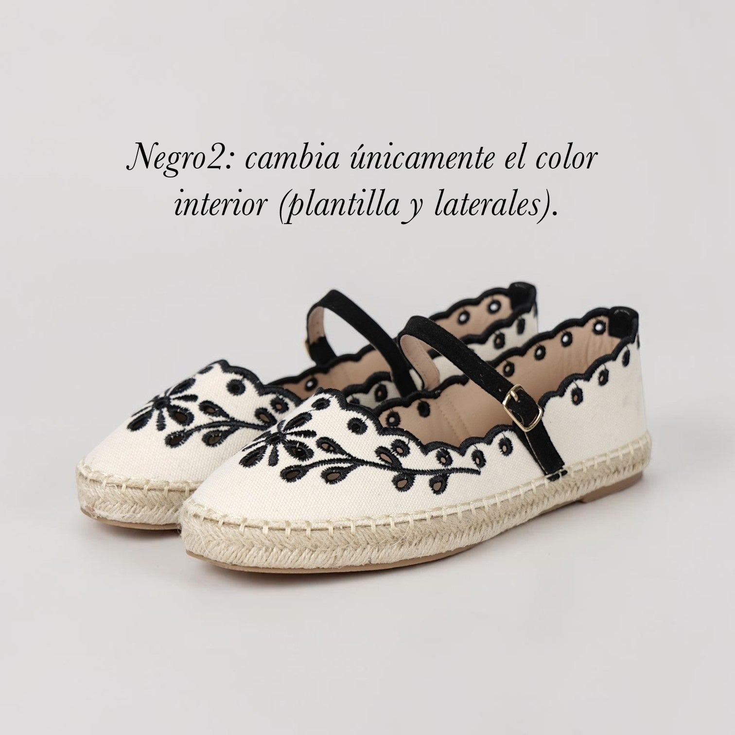 Alpargatas Mujer Bordadas con Pulsera Ajustable, Espadrilles Planas de Lona con Suela de Yute, Zapatos Verano Cómodos con Detalle Floral y Acabado Ondulado Textil