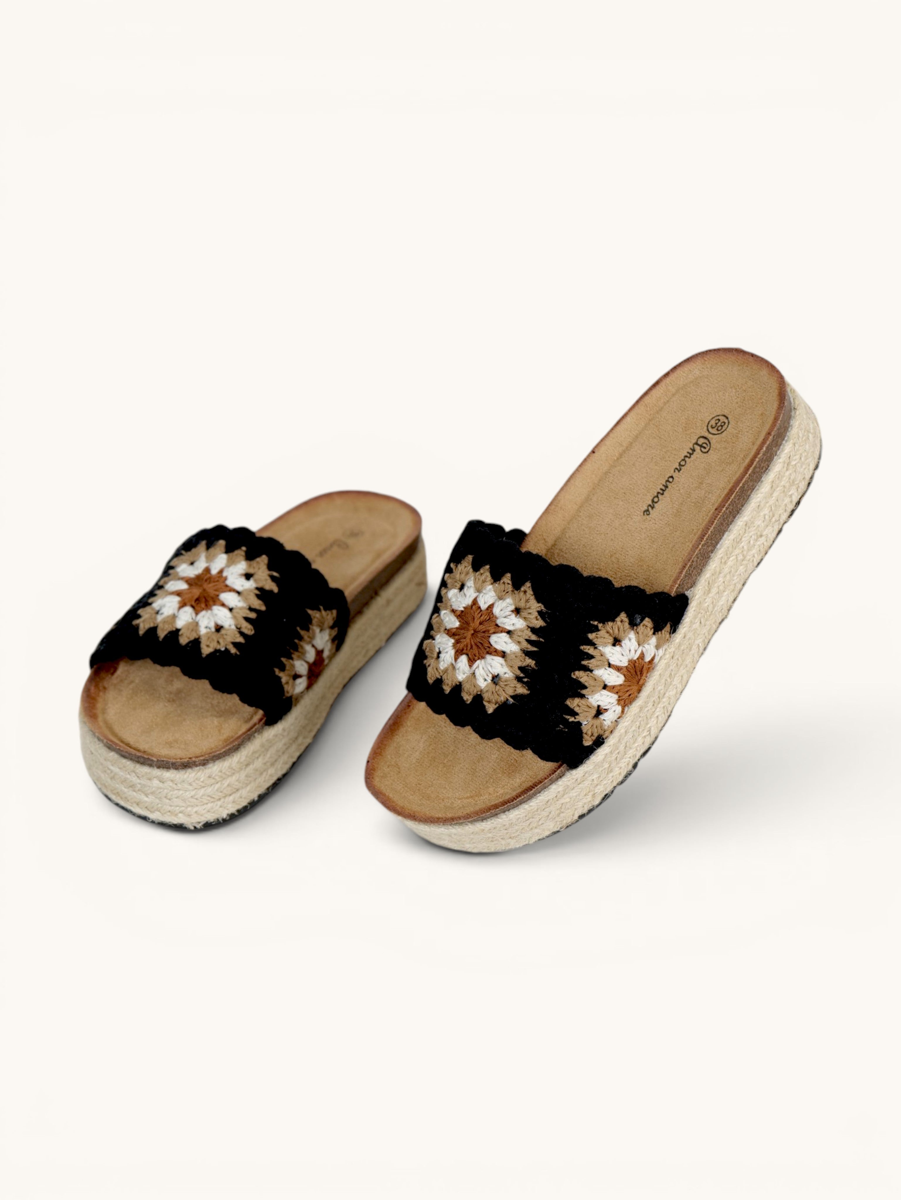 Sandalias Bio con Plataforma y Doble Hebilla de Velcro, Hebilla con Tachuales, Tira Ancha de Crochet Floral