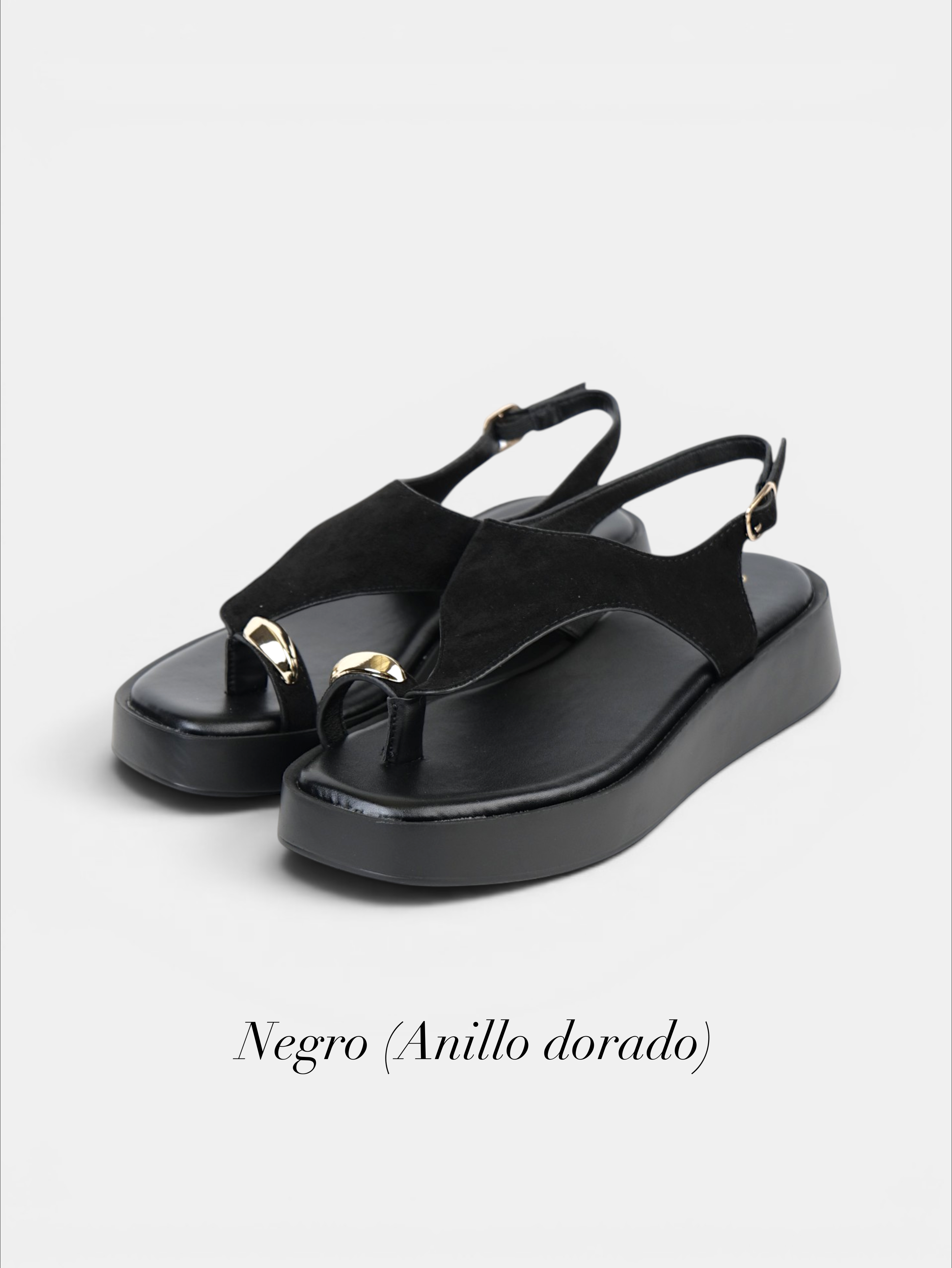 Sandalias de dedo con plataforma ligera y detalle metálico tiras de antelina, sandalias con correa trasera ajustable y diseño minimalista en color marrón y negro, sandalias cómodas de verano estilo casual