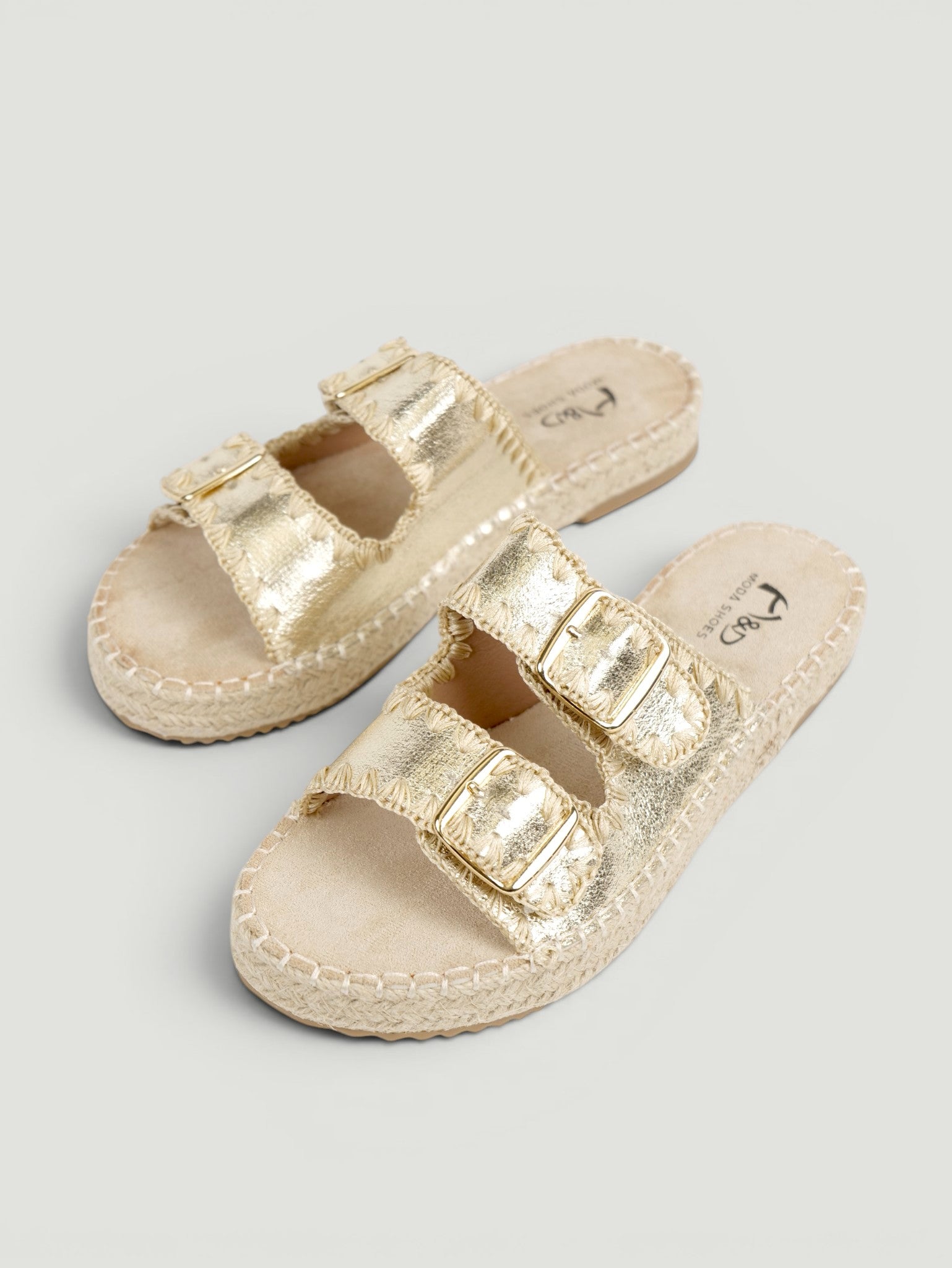 Sandalias Planas con Hebilla y Plataforma de Yute