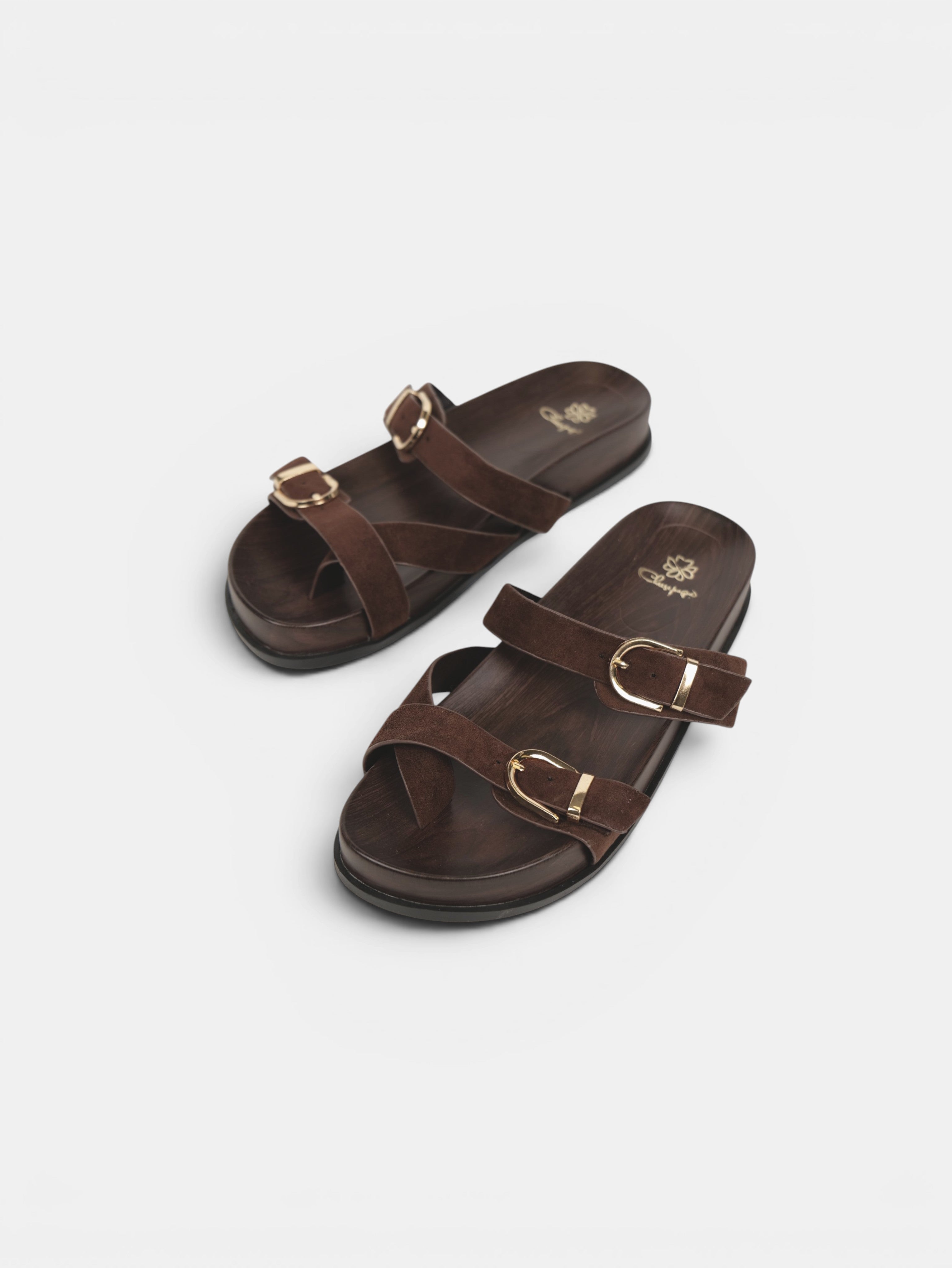 Sandalias Planas Doble Tira con Separación para el Dedo, Doble Hebilla Dorada y Plantilla Efecto Madera para Verano, Vacaciones y Looks Casuales