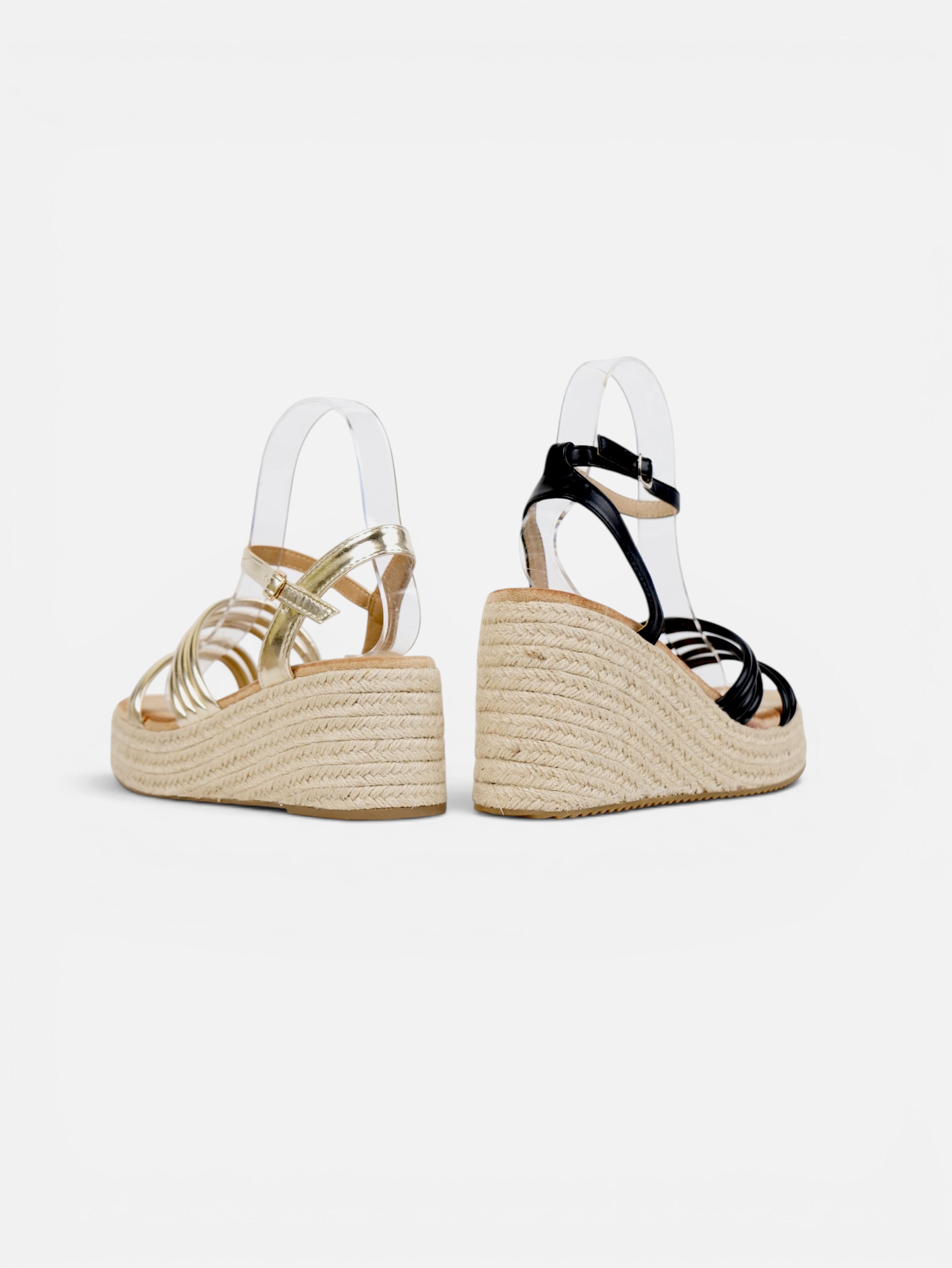 Sandalias de Cuña 6cm Doradas con Plataforma de Yute, Tiras Metálicas Múltiples y Pulsera al Tobillo para Eventos, Invitadas, Vacaciones y Looks de Verano