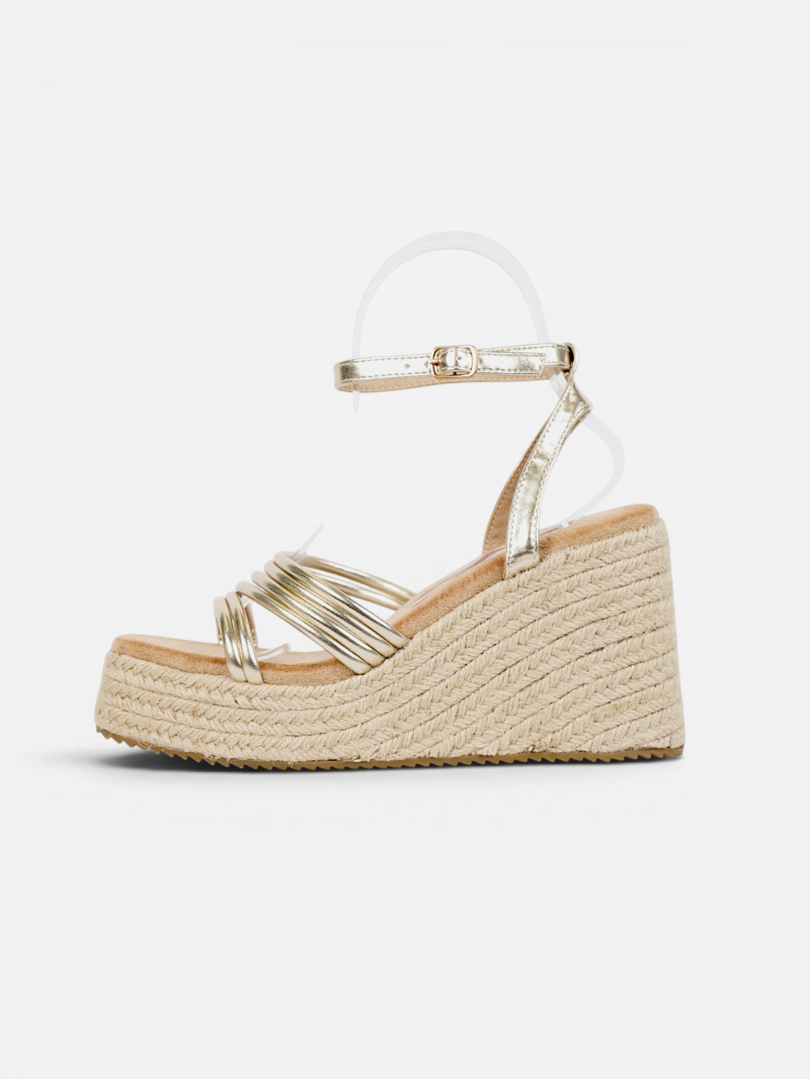 Sandalias de Cuña 6cm Doradas con Plataforma de Yute, Tiras Metálicas Múltiples y Pulsera al Tobillo para Eventos, Invitadas, Vacaciones y Looks de Verano