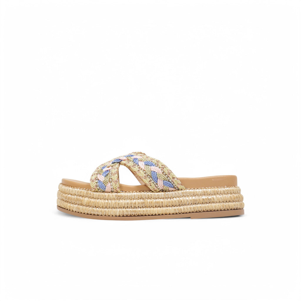 Sandalias de pedrería con suela alta