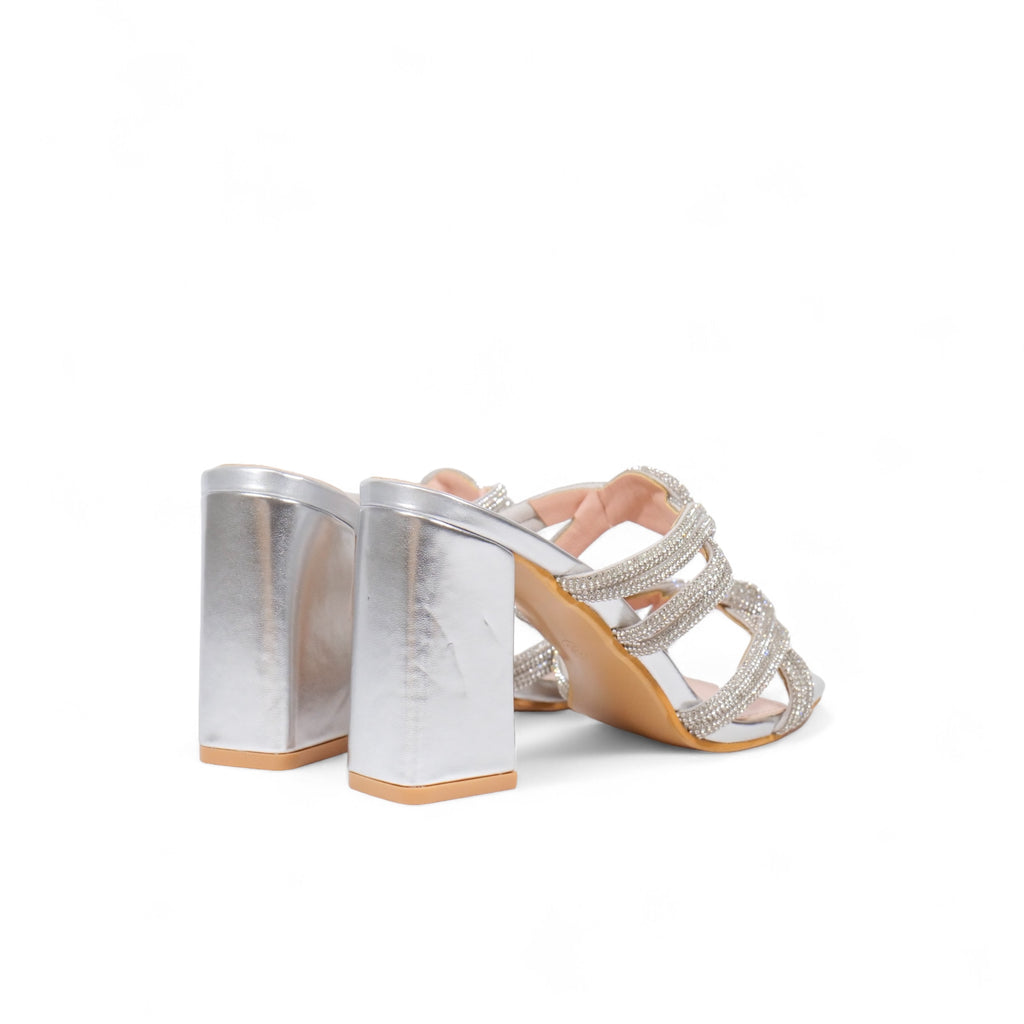 Tacones de tiras enrolladas con brillos