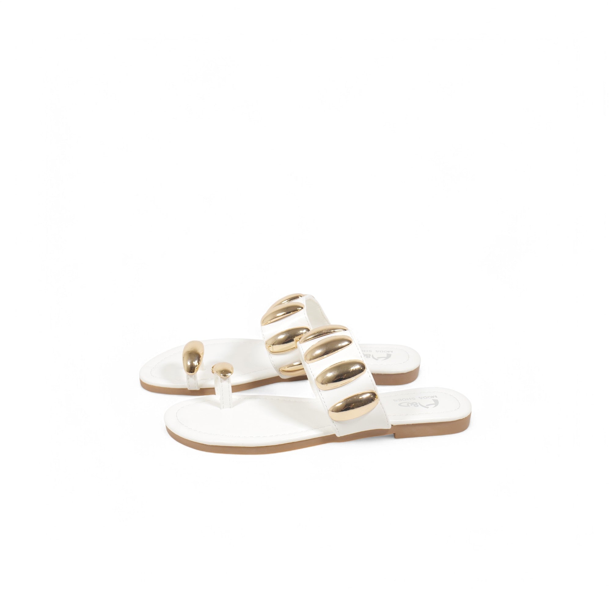 Sandalias planas adorno dorado
