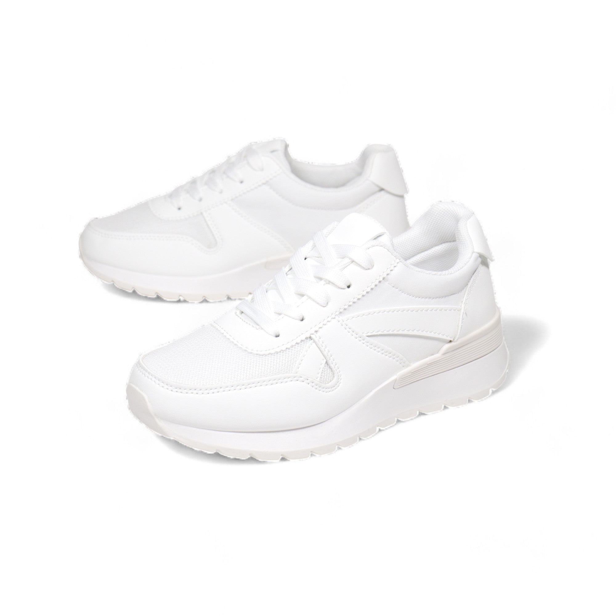 Zapatillas deportivas básicas blancas
