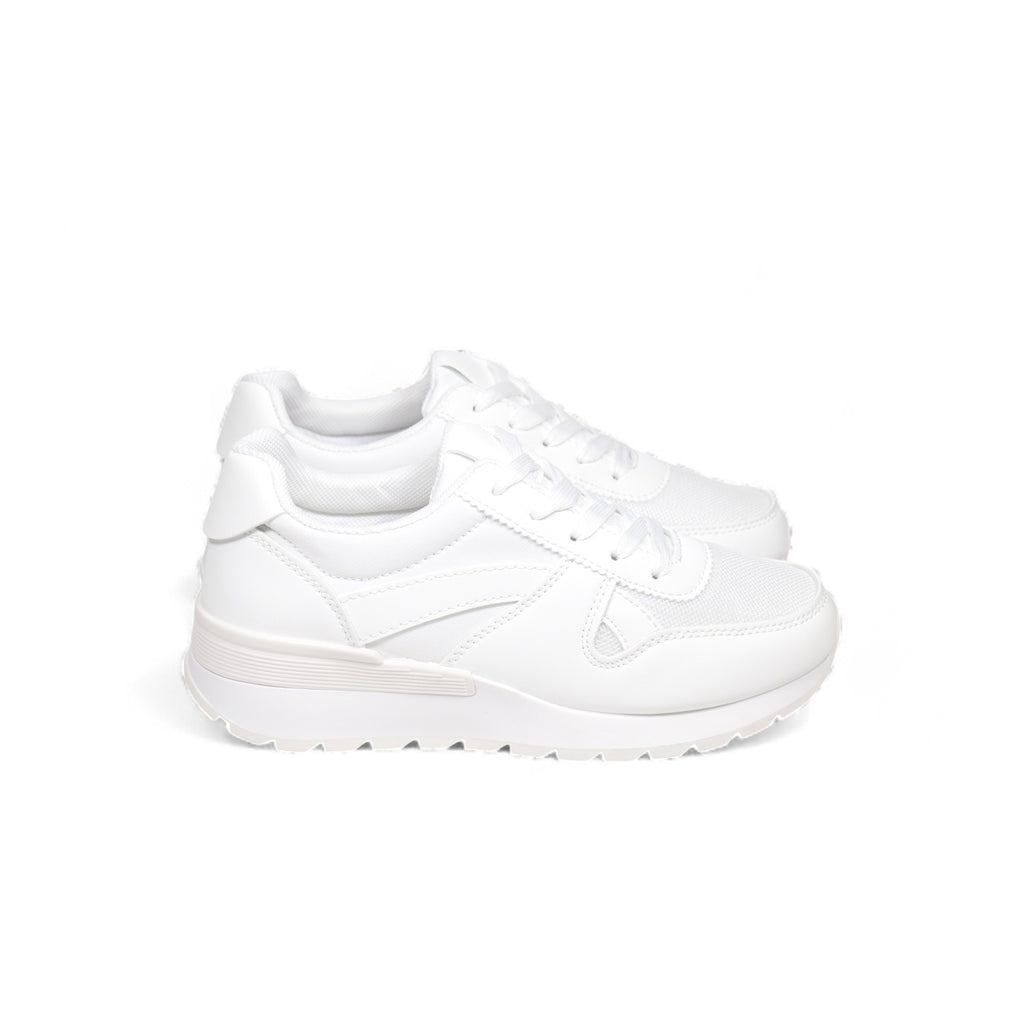 Zapatillas deportivas básicas blancas