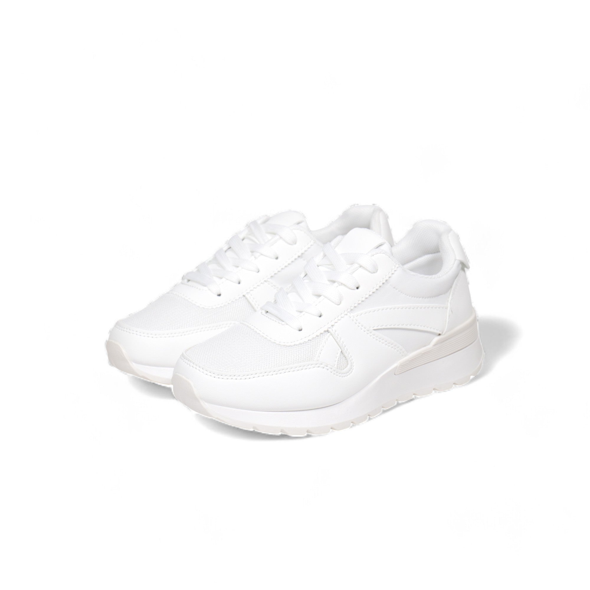 Zapatillas deportivas básicas blancas