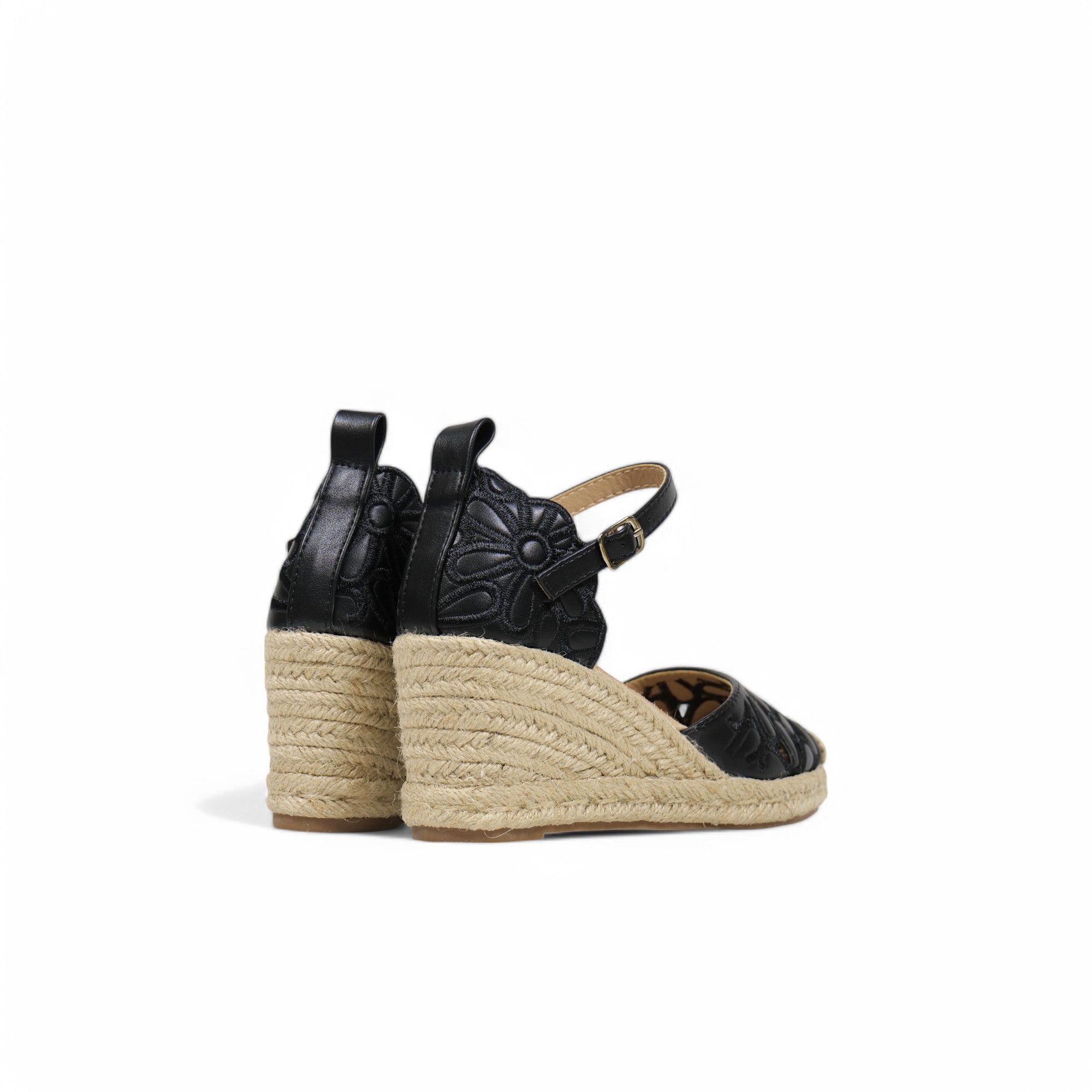 Sandalias de cuña floral calado