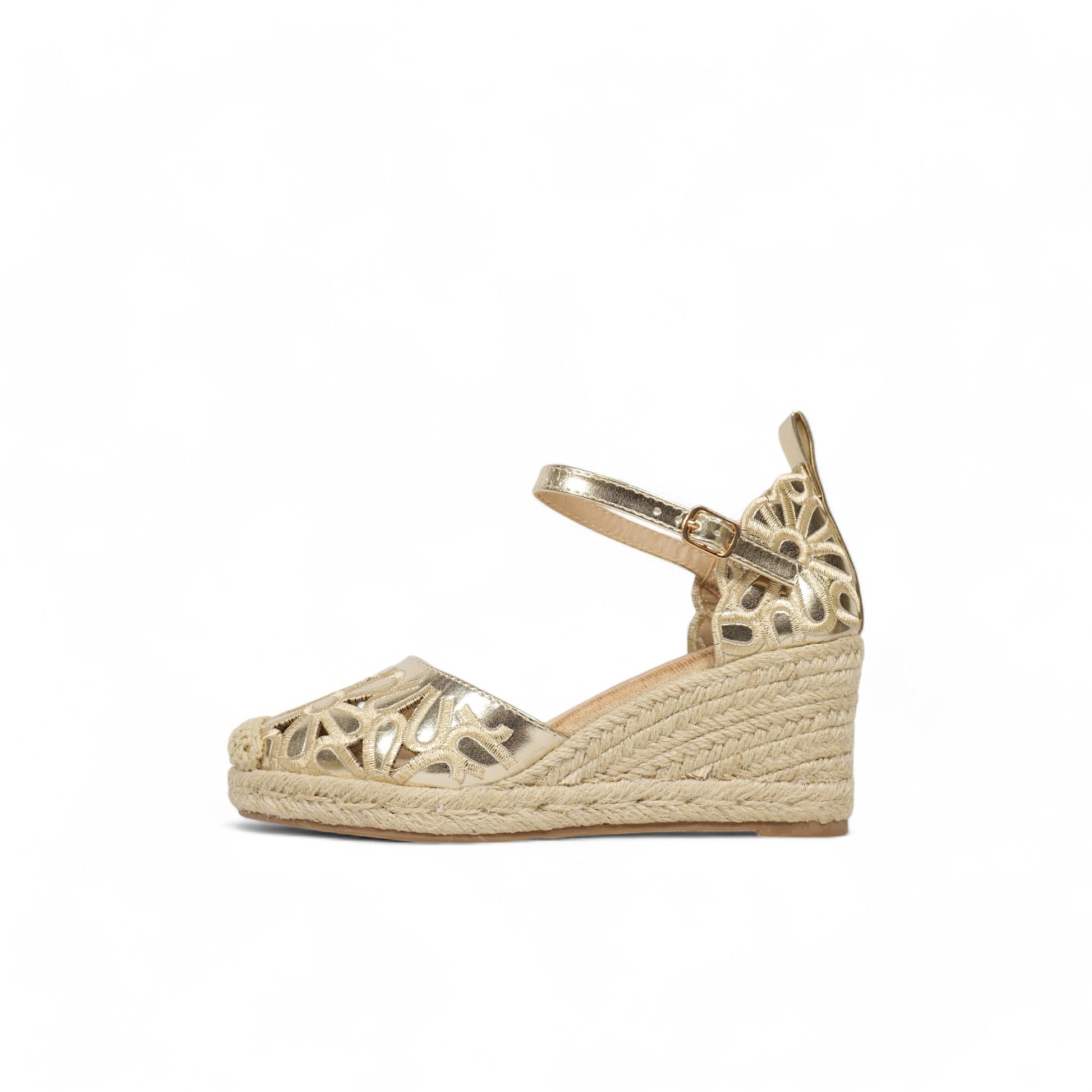 Sandalias de cuña floral calado