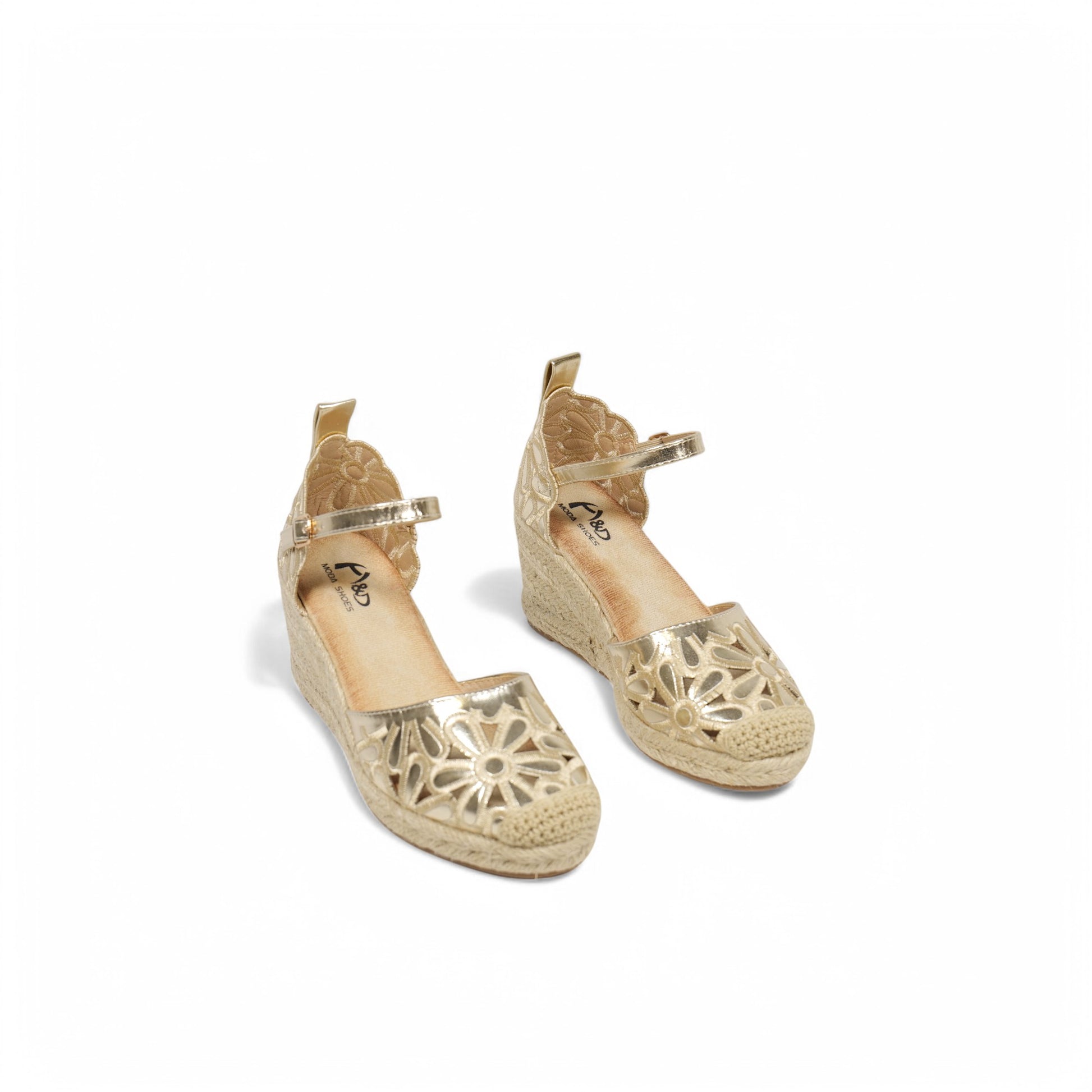 Sandalias de cuña floral calado