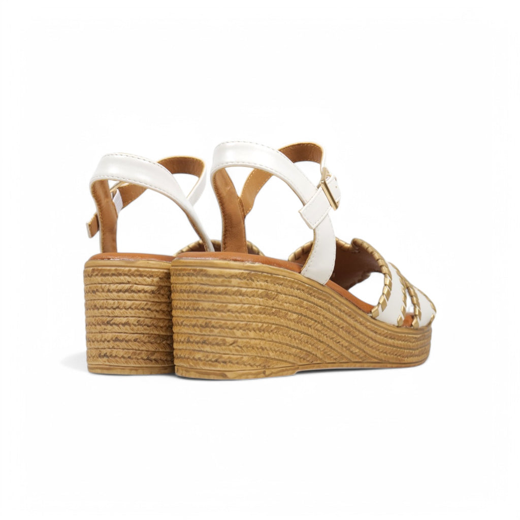 Sandalias de tira con borde de tachuelas
