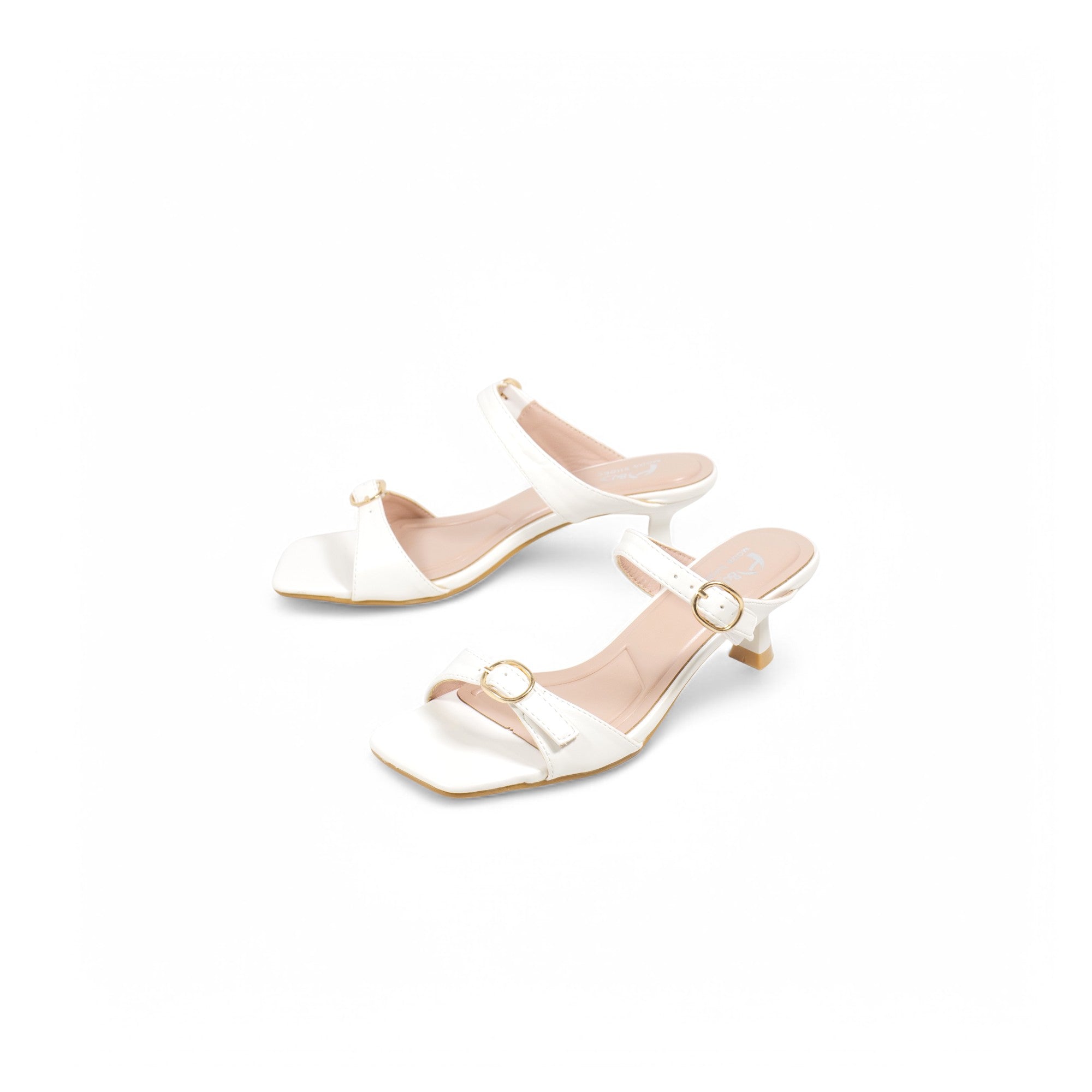 Sandalias de tacón medio con doble tira y hebillas – Disponible en blanco, estampado animal print y negro – Diseño moderno y cómodo para primavera/verano – Ideal para outfits casuales, elegantes o de vacaciones