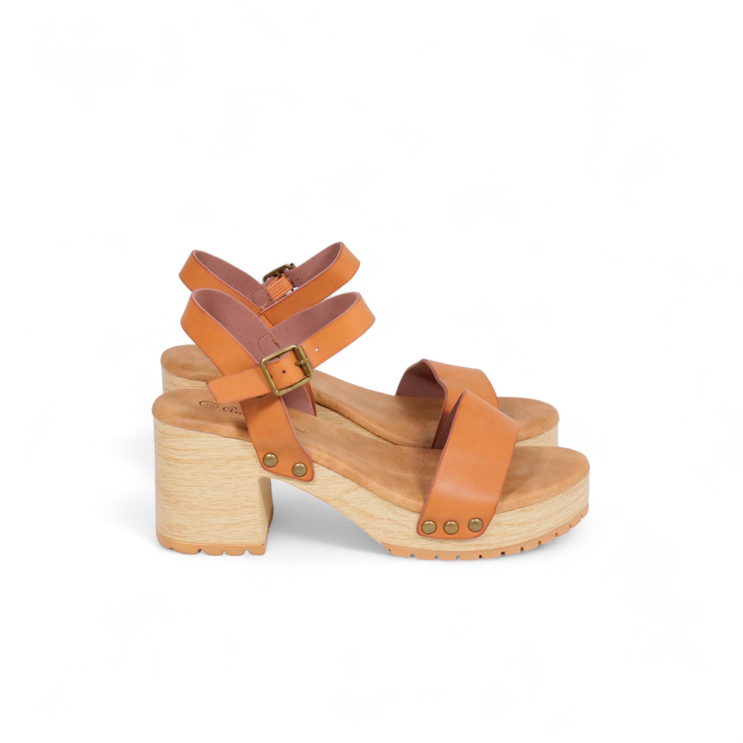 Sandalias de tacón con tachuela