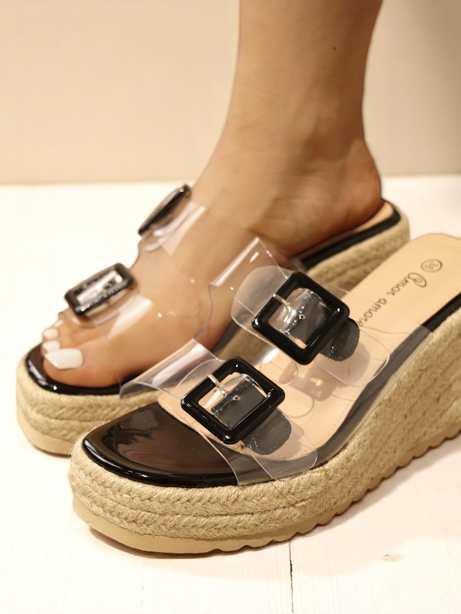 Sandalias de Plataforma Vinilo Transparente con hebilla