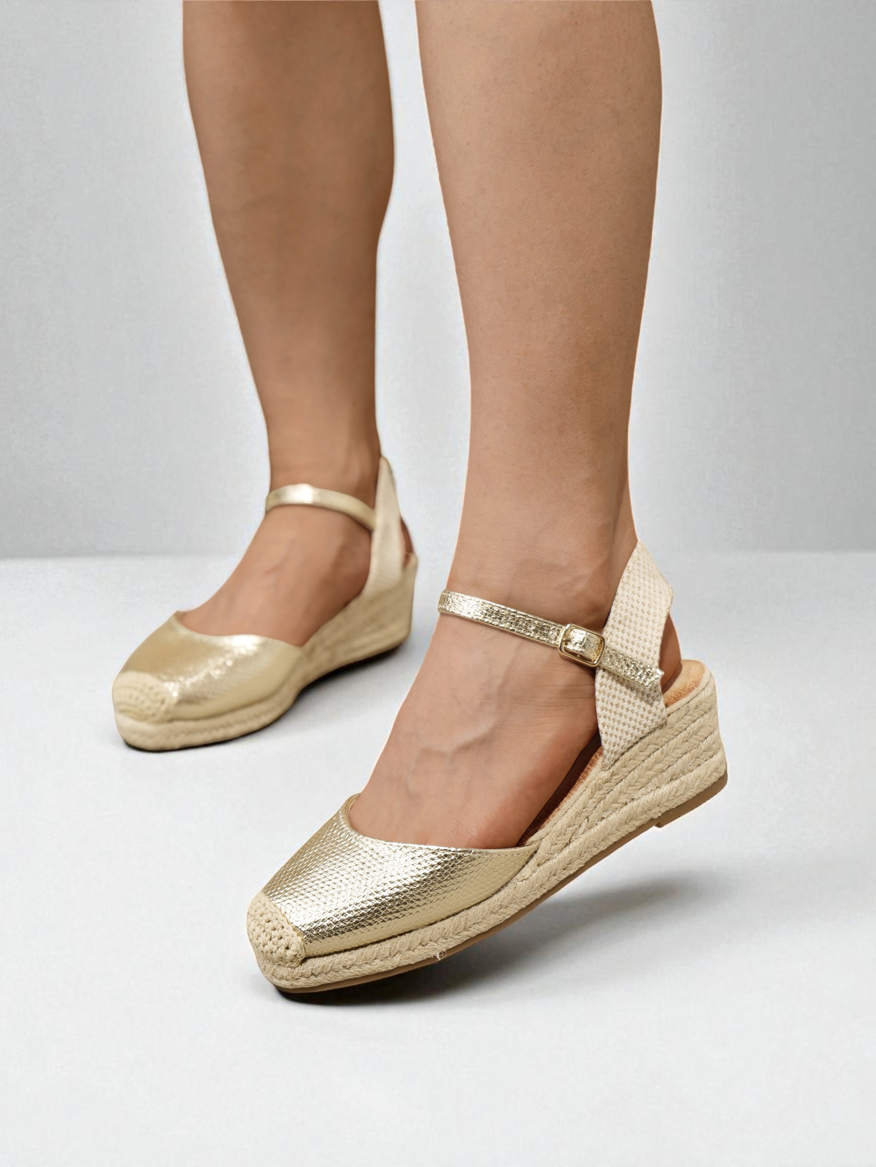 Alpargatas de cuña básicas tacón 5cm - Alpargatas de cuña para mujer con puntera cerrada, sandalias espadrille con plataforma de yute, pulsera al tobillo con hebilla ajustable, zapatos de verano cómodos en beige, camel, dorado y plateado