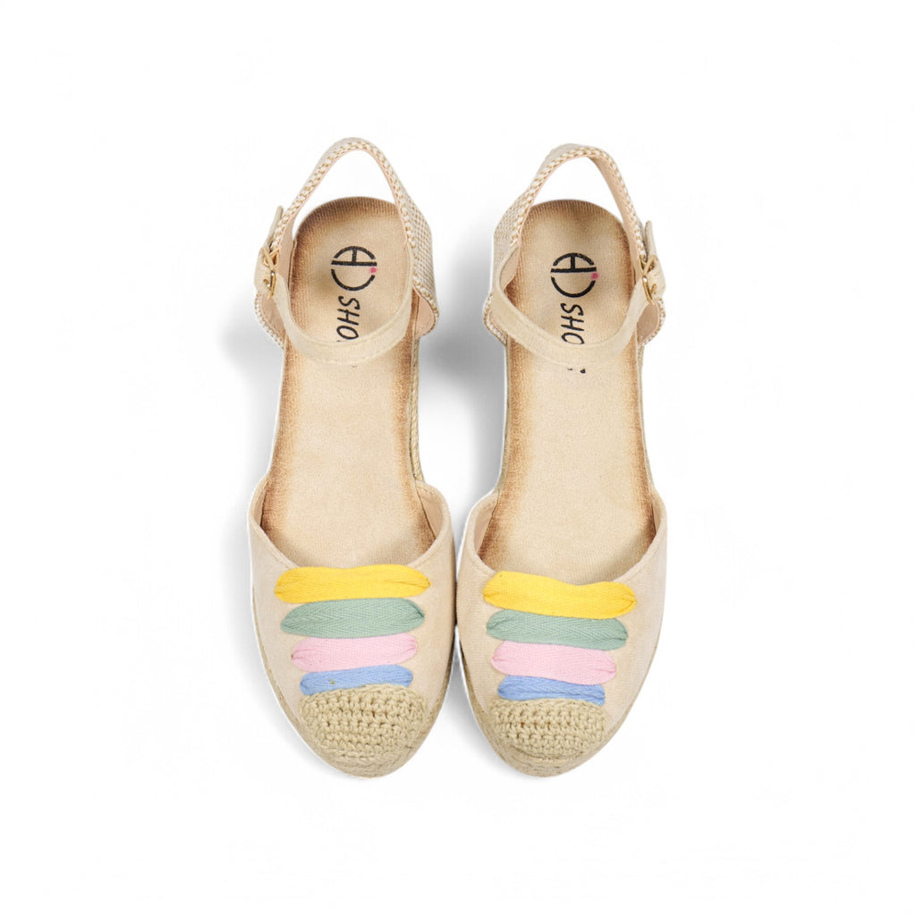 Cuñas con tiras de colorines