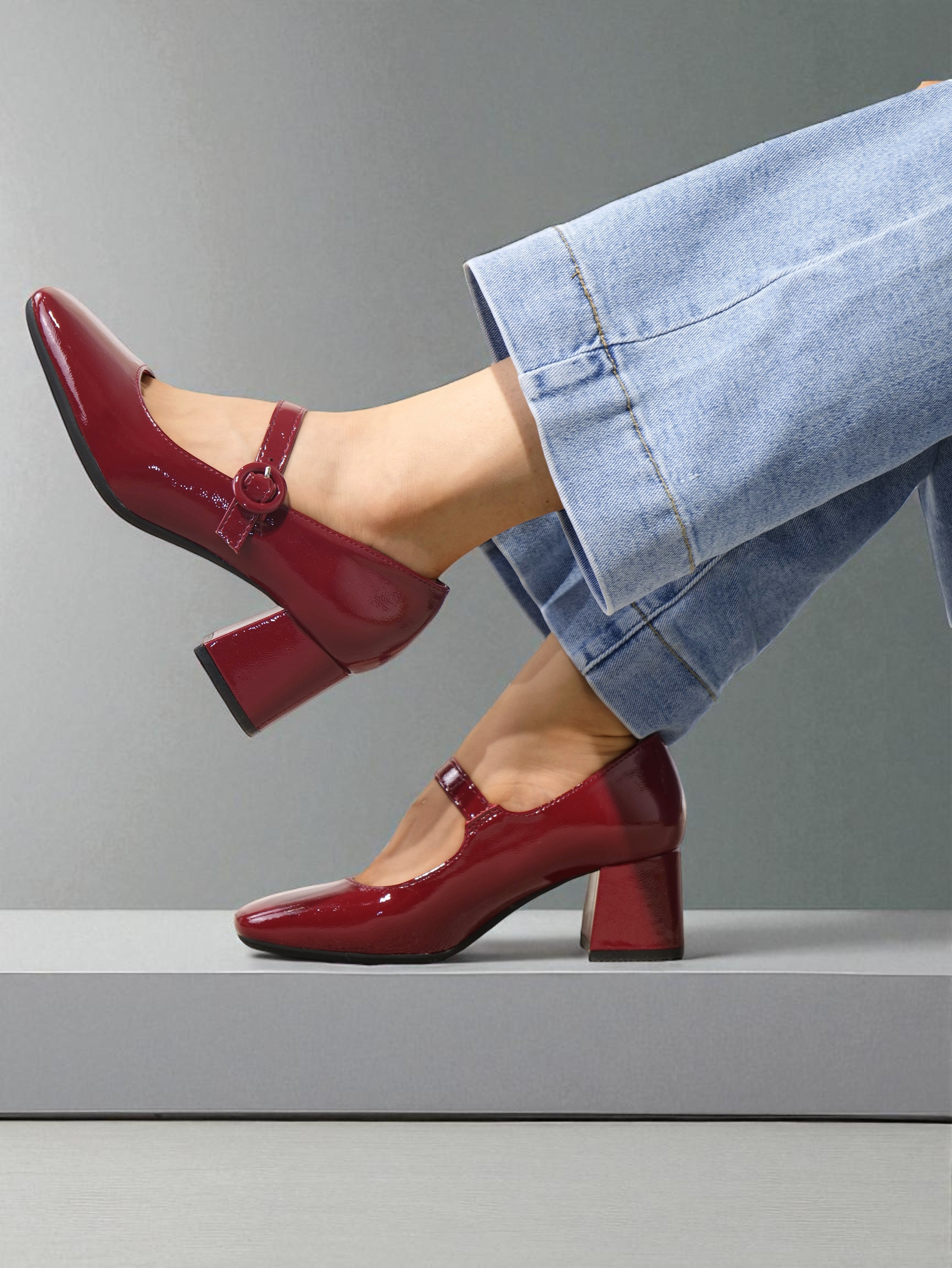 Zapatos de Mujer Estilo Mary Jane Charol con Tacón Grueso y Hebilla – Diseño Clásico de Charol con Punta Redonda, Elegantes y Cómodos para Oficina o Eventos
