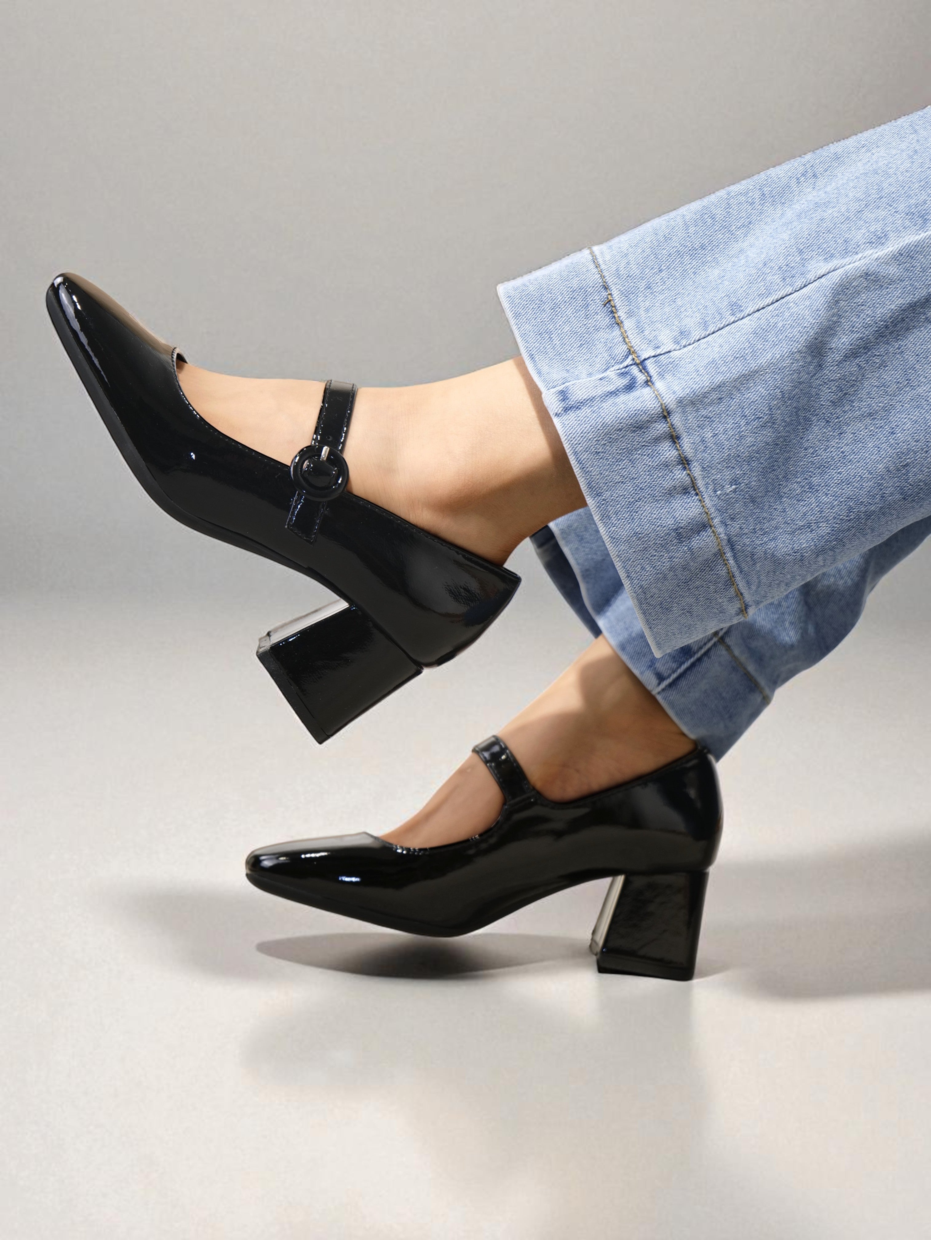 Zapatos de Mujer Estilo Mary Jane Charol con Tacón Grueso y Hebilla – Diseño Clásico de Charol con Punta Redonda, Elegantes y Cómodos para Oficina o Eventos