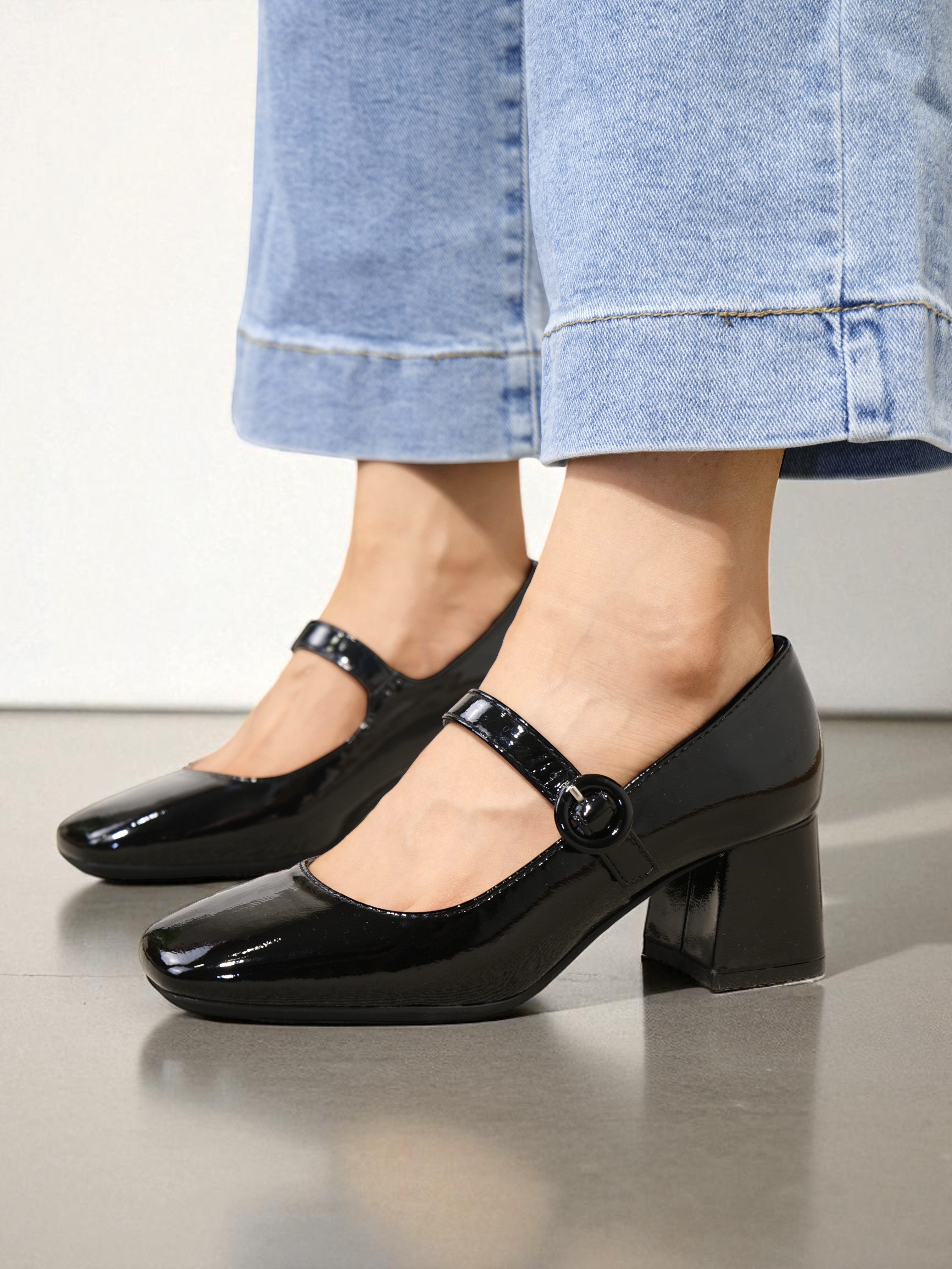 Zapatos de Mujer Estilo Mary Jane Charol con Tacón Grueso y Hebilla – Diseño Clásico de Charol con Punta Redonda, Elegantes y Cómodos para Oficina o Eventos