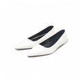 Zapatos de salón planos con punta fina efecto charol de color liso