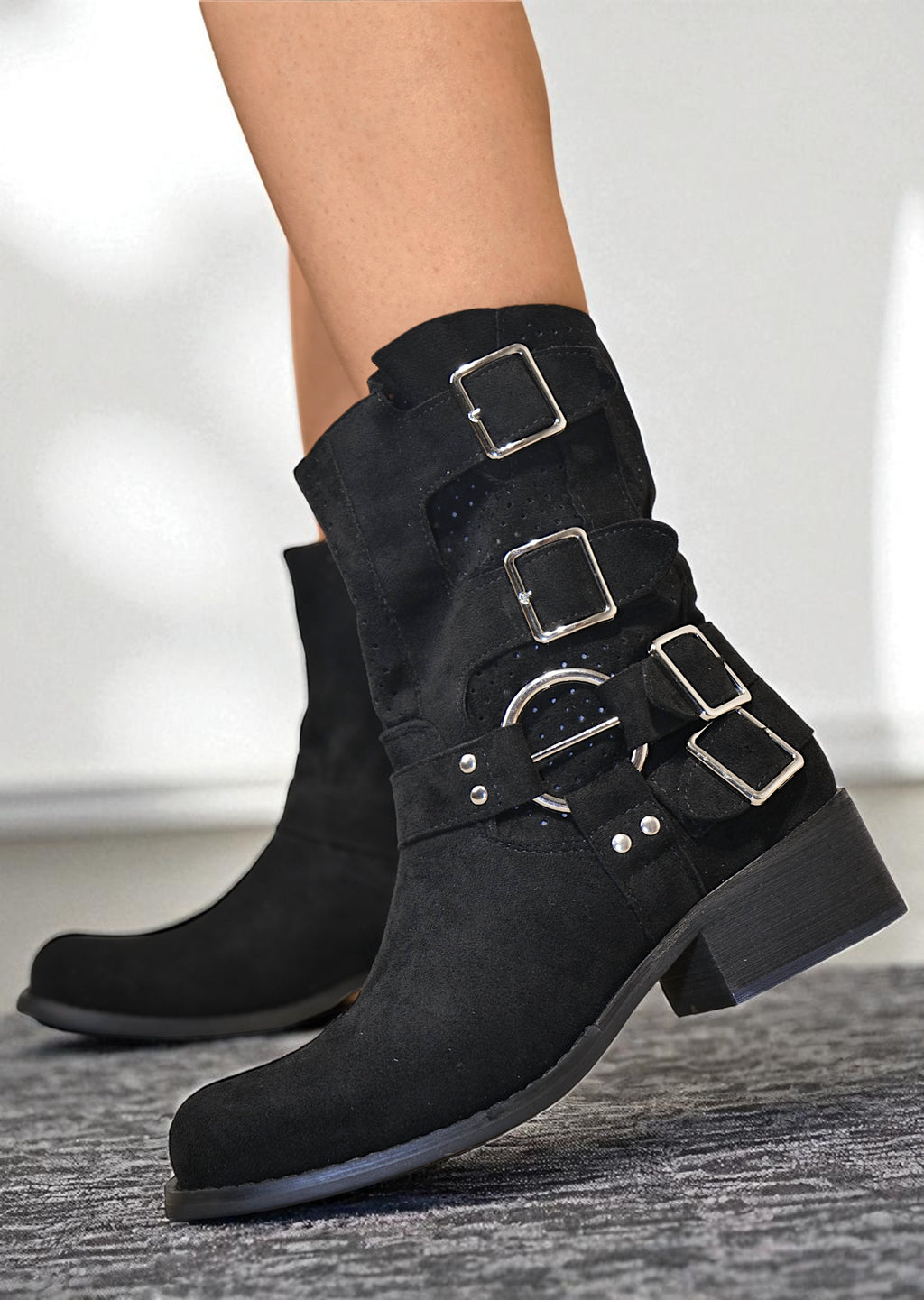 Botas de Mujer Estilo Militar con Tacón Bajo, Hebillas Decorativas y Cremallera Lateral, Diseño Casual de Media Caña en Antelina  – Botines Otoño Invierno Modernos y Cómodos