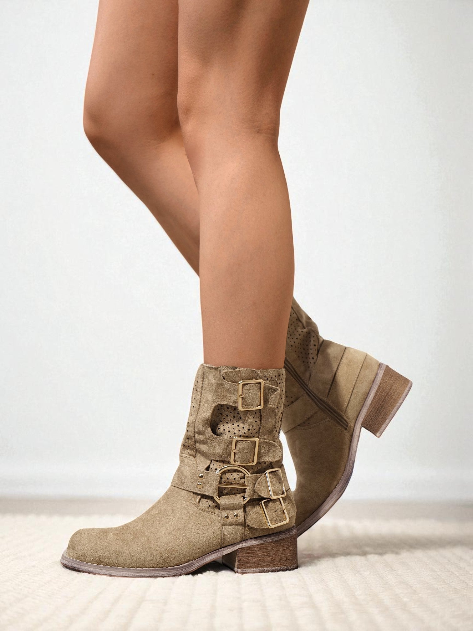 Botas de Mujer Estilo Militar con Tacón Bajo, Hebillas Decorativas y Cremallera Lateral, Diseño Casual de Media Caña en Antelina  – Botines Otoño Invierno Modernos y Cómodos