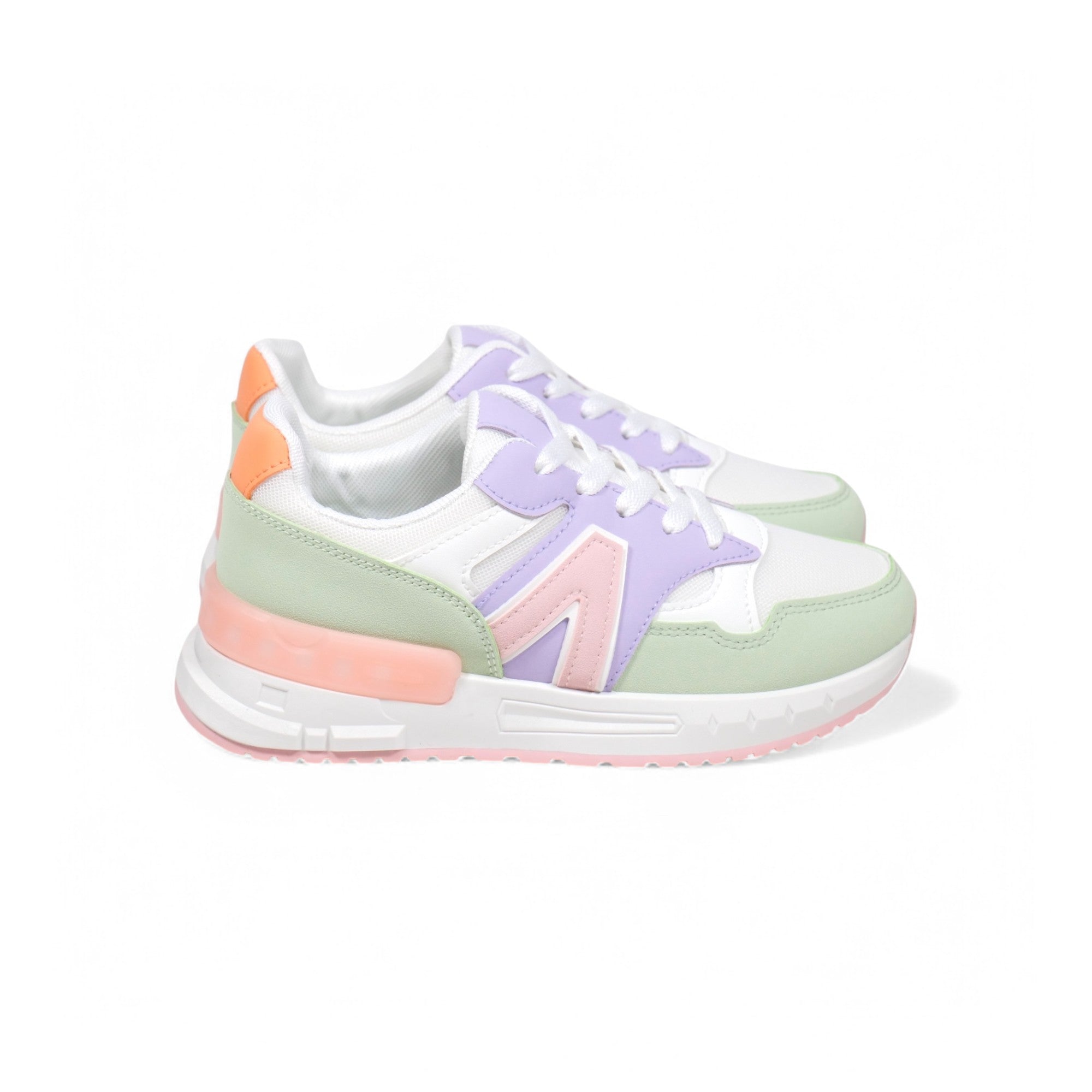 Sneakers  color chicle y blanco