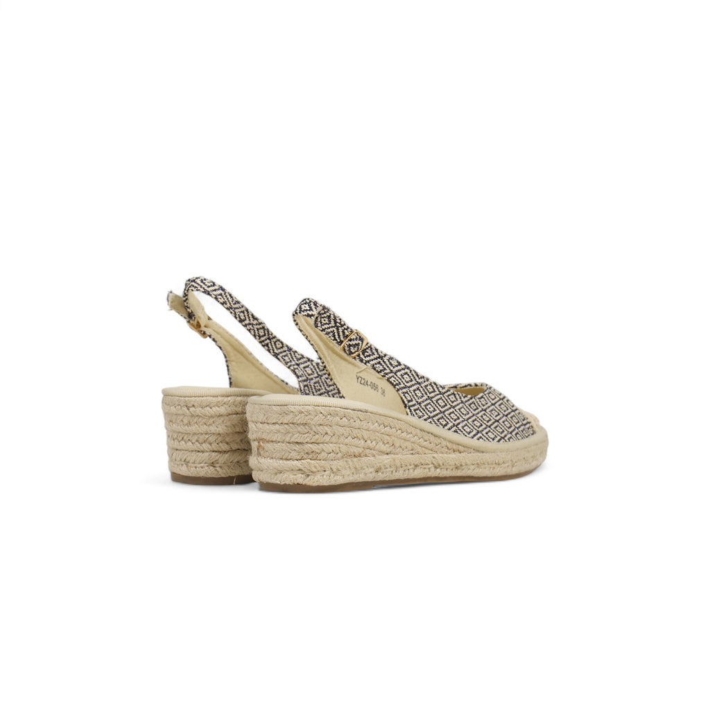 Alpargatas de Slingback destalonadas con brillos